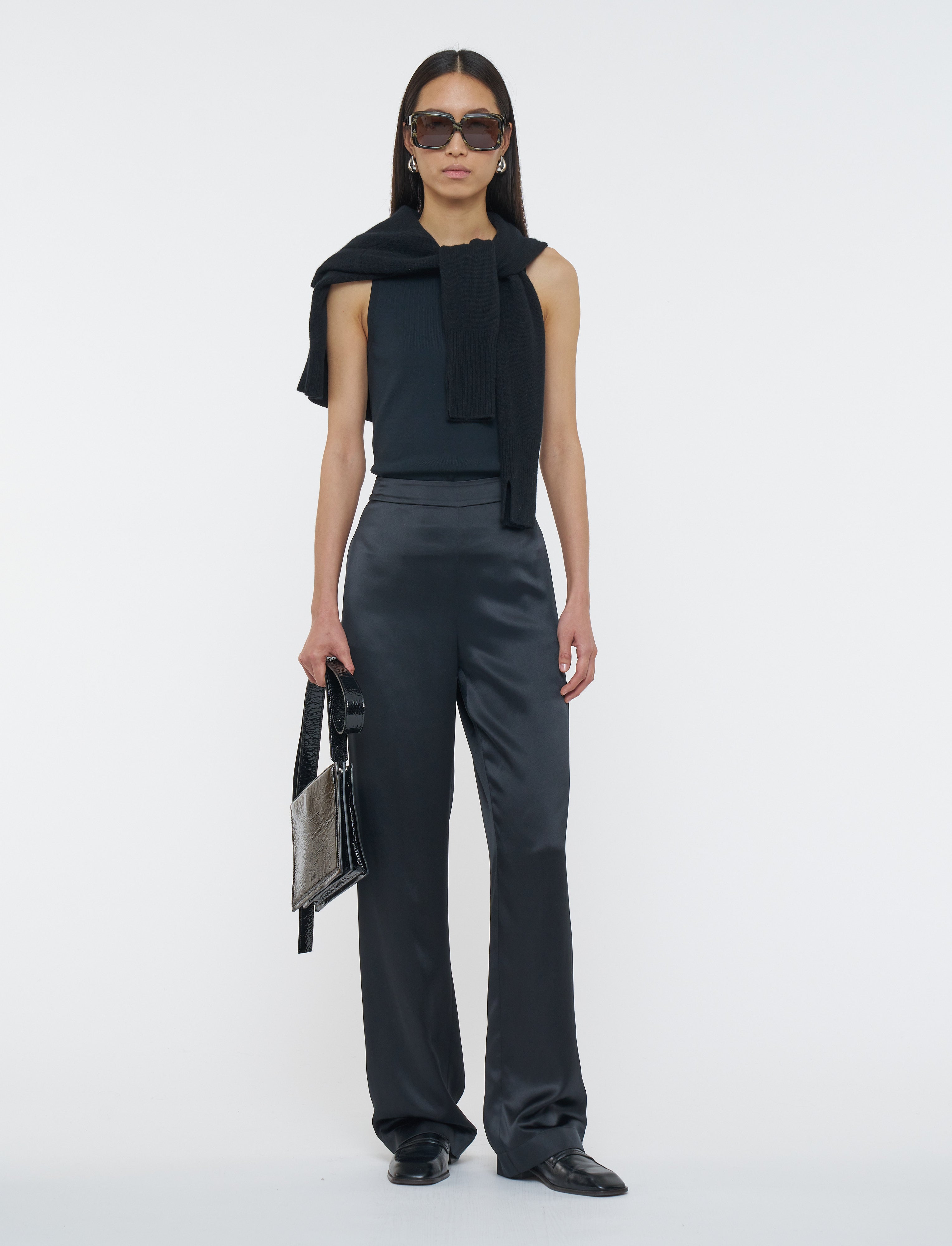 noir-pantalon-sahel-en-satin-de-soie-JOSEPH