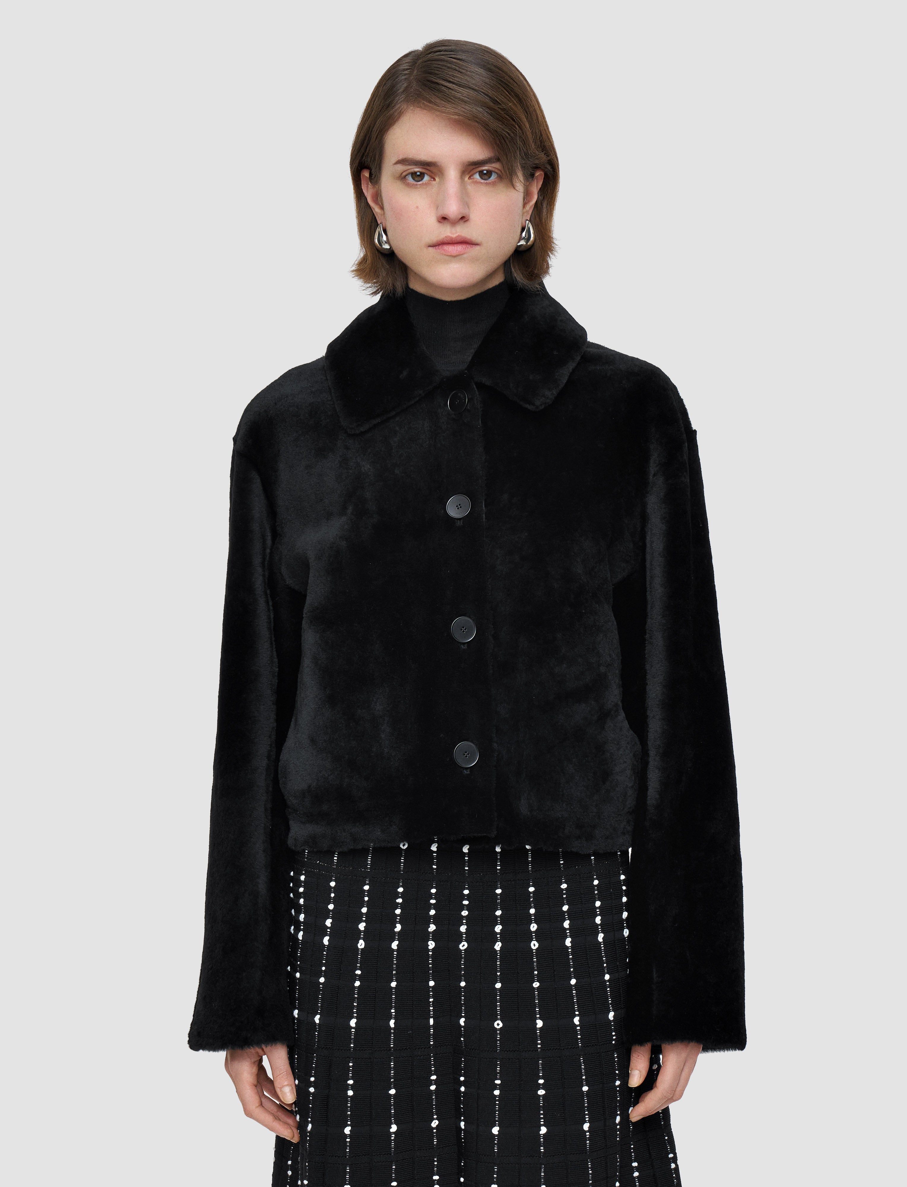 noir-veste-alloway-reversible-en-peau-lainee-souple-JOSEPH