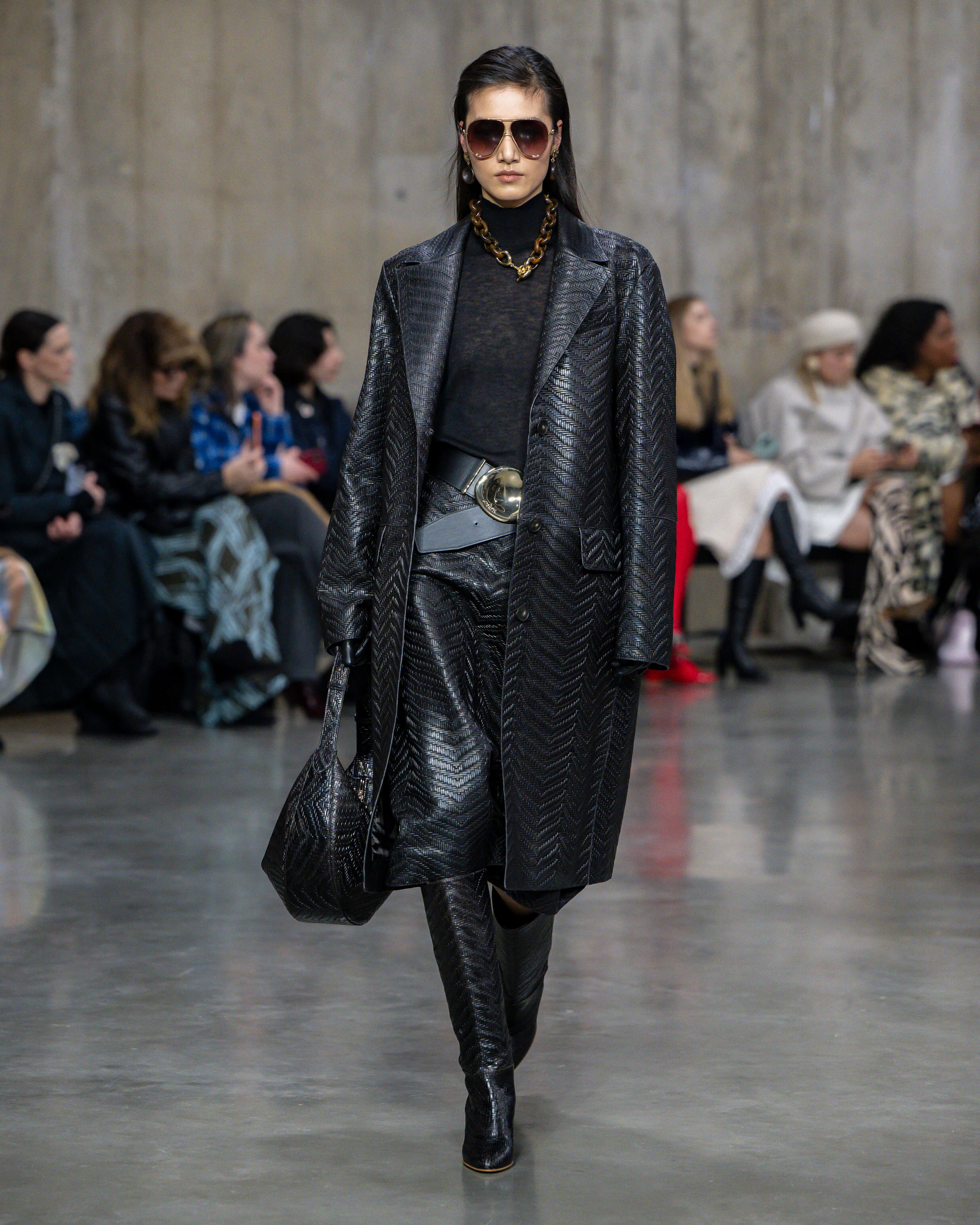 black-elodie-bean-wide-leather-belt-JOSEPH