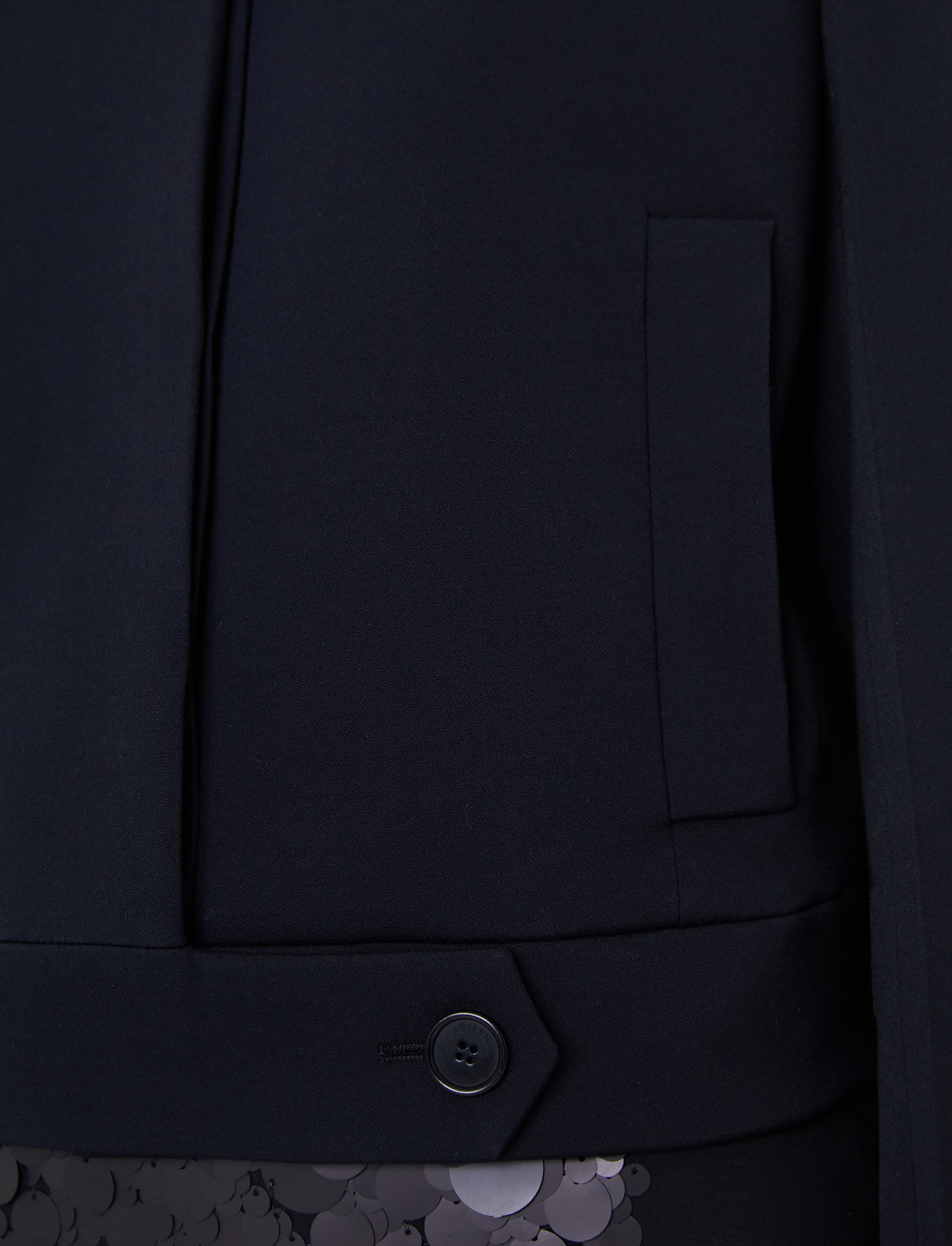 black-abbe-tailored-crepe-jacket-JOSEPH