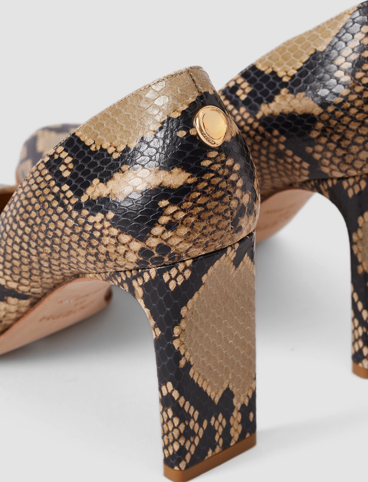 marron-escarpins-alette-en-cuir-imprime-serpent-JOSEPH