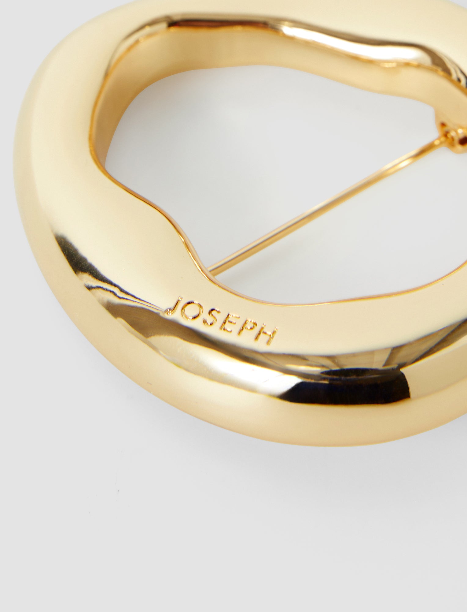 gold-broche-bean-JOSEPH