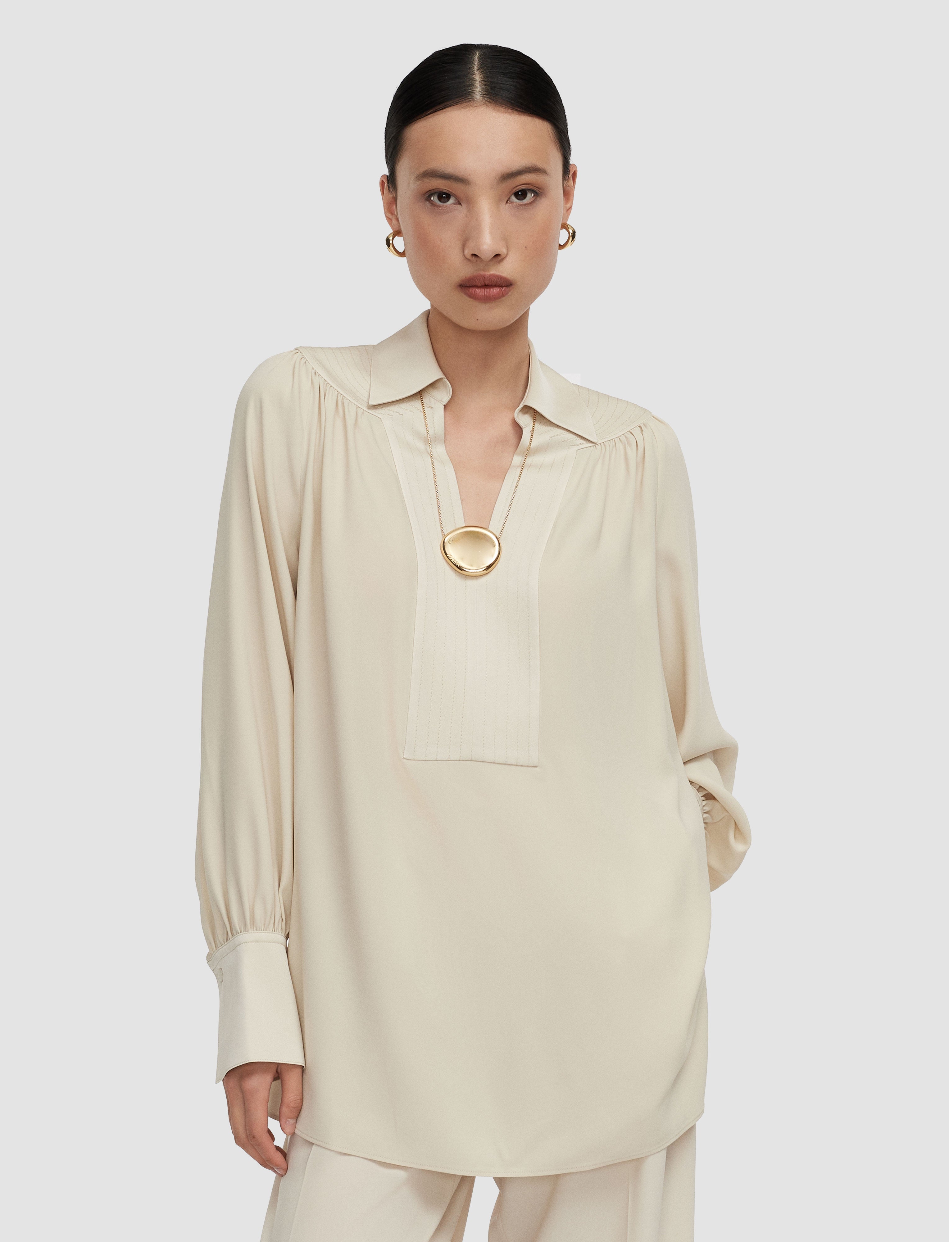 beige-blouse-bou-en-crepe-JOSEPH