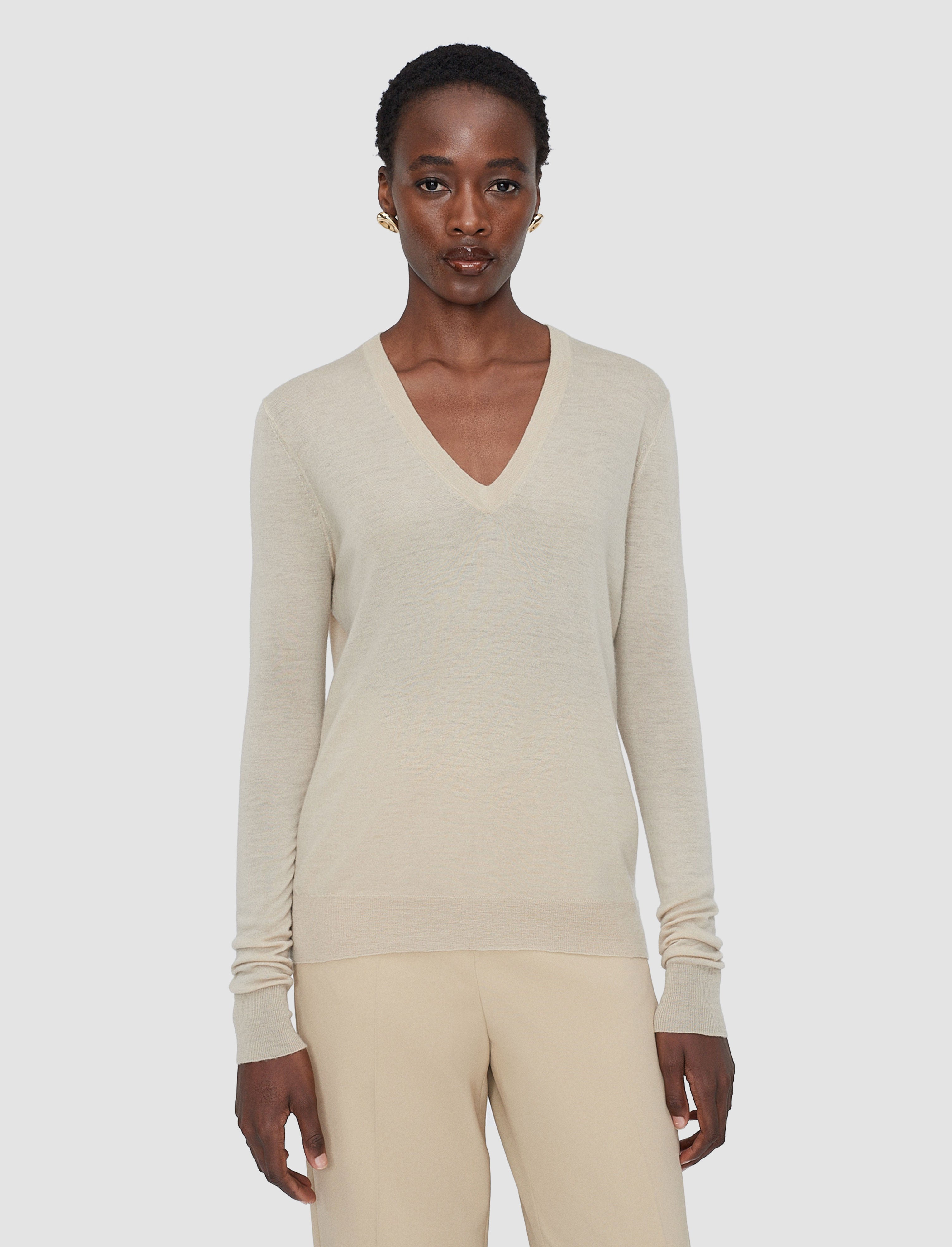 beige-pull-col-v-en-cashair-JOSEPH