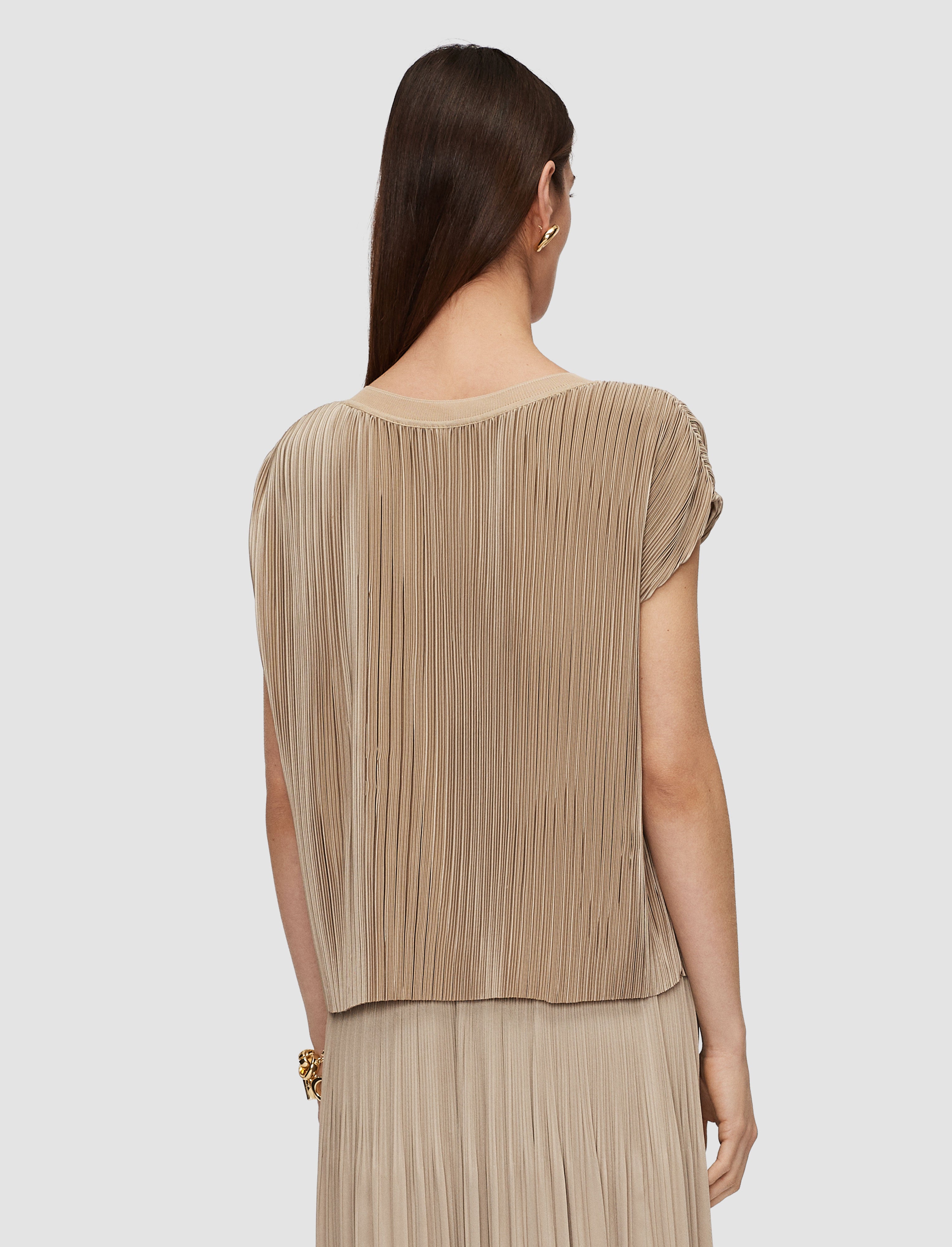 beige-top-cedre-en-satin-plisse-JOSEPH