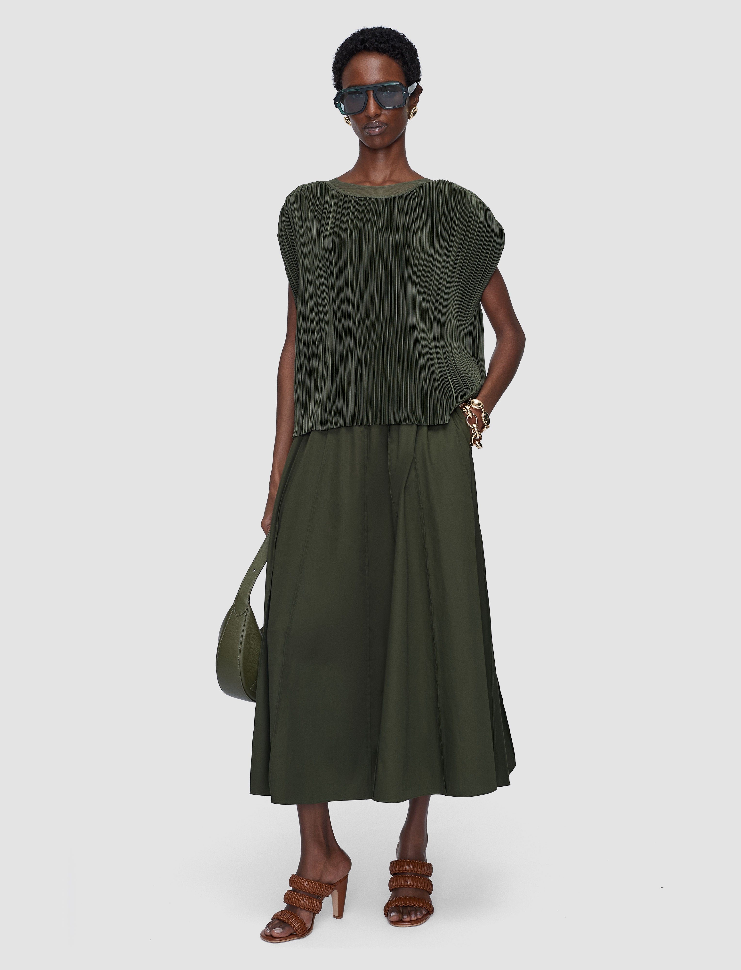 vert-top-cedre-en-satin-plisse-JOSEPH