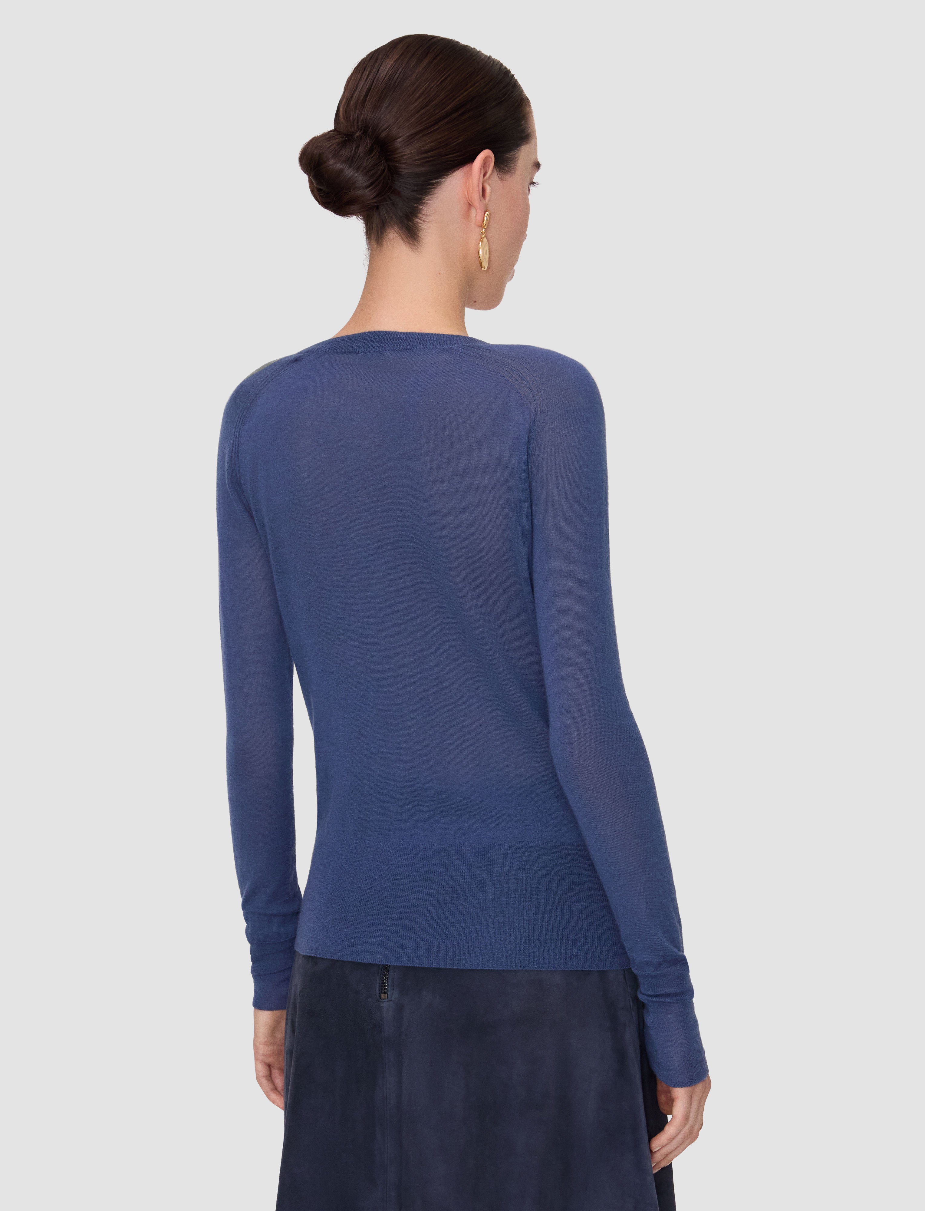 bleu-pull-col-v-cetus-en-cashair-JOSEPH