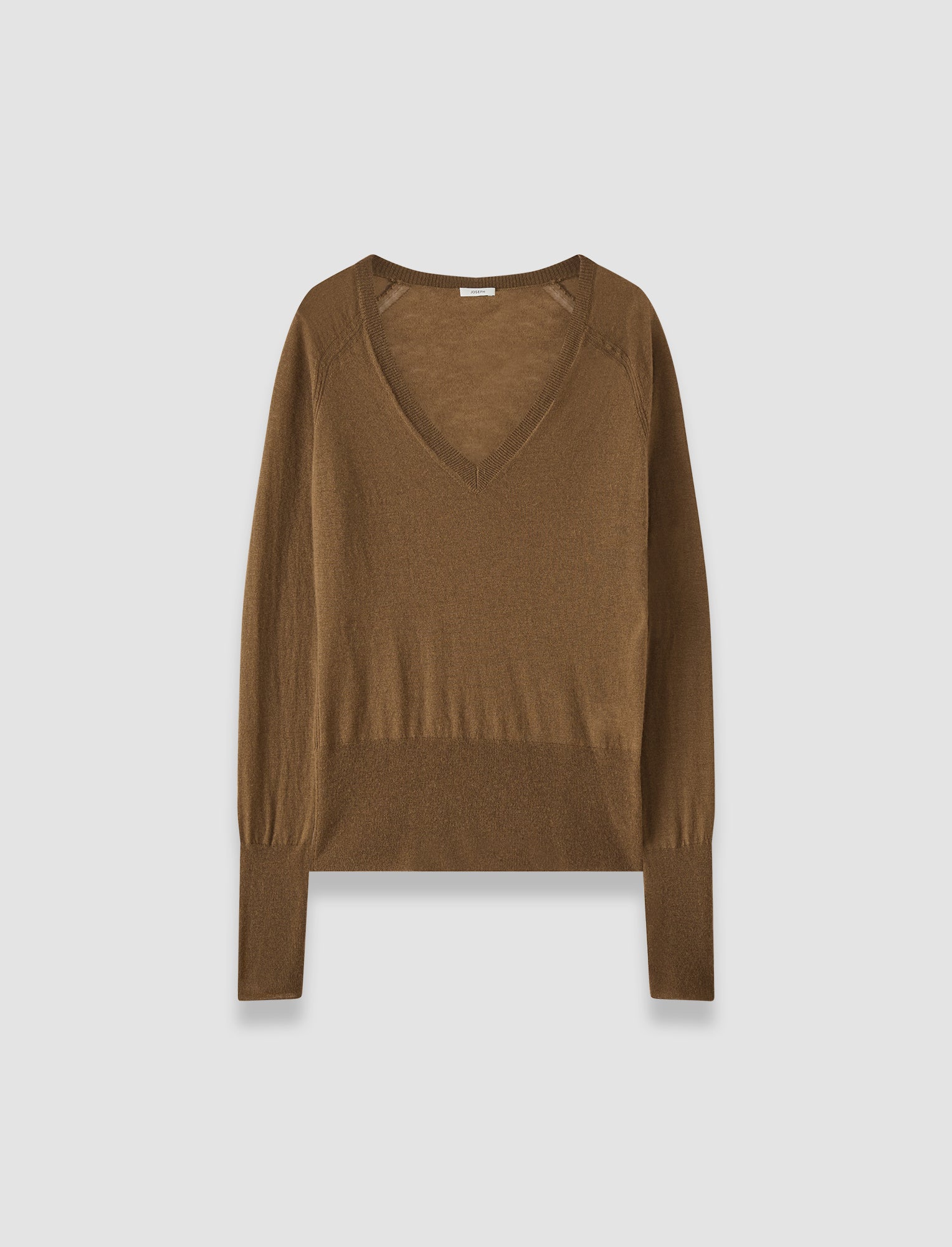 brun-pull-col-v-cetus-en-cashair-JOSEPH