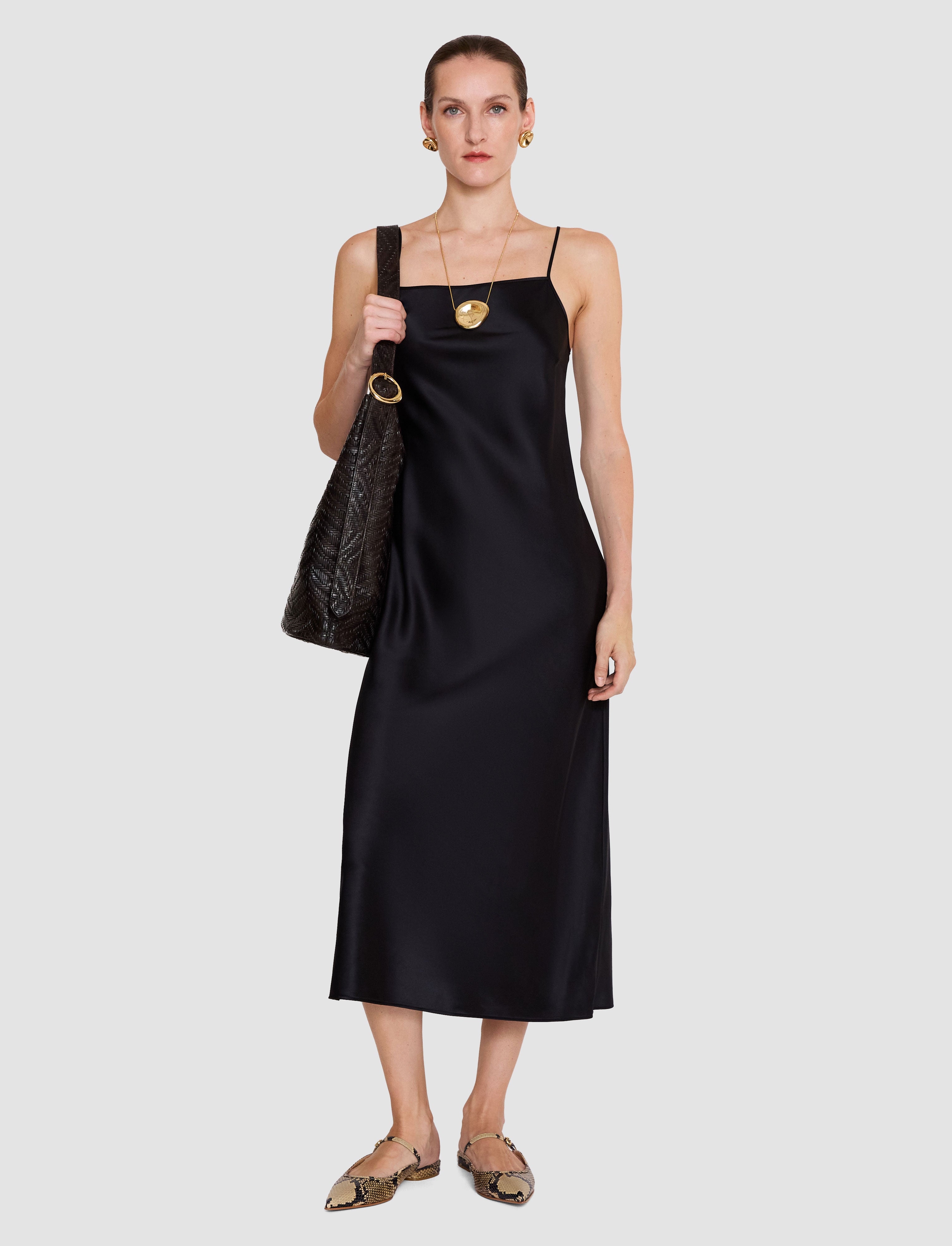 noir-robe-cloe-en-satin-de-soie-JOSEPH