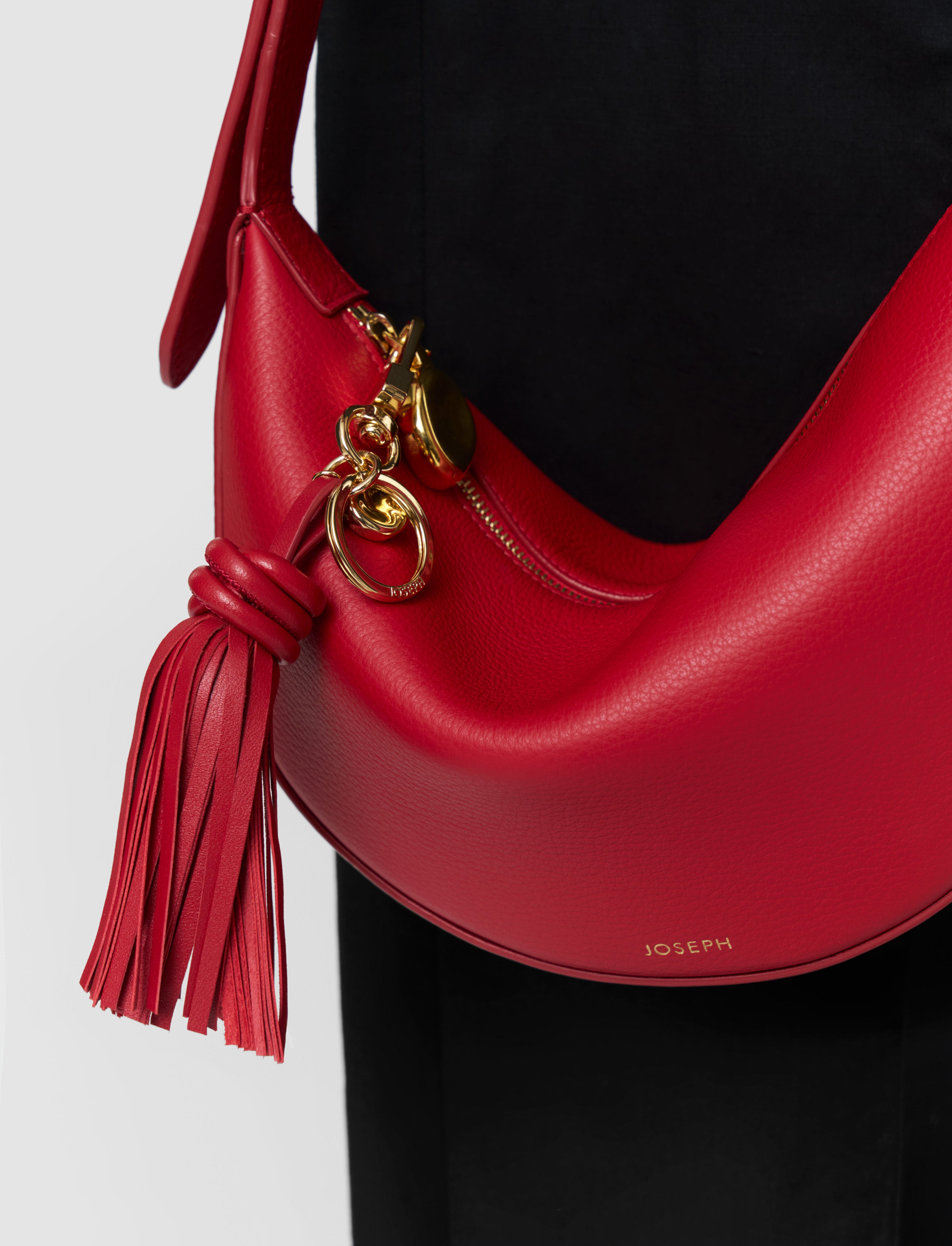 red-clover-leather-tassel-keyring-JOSEPH