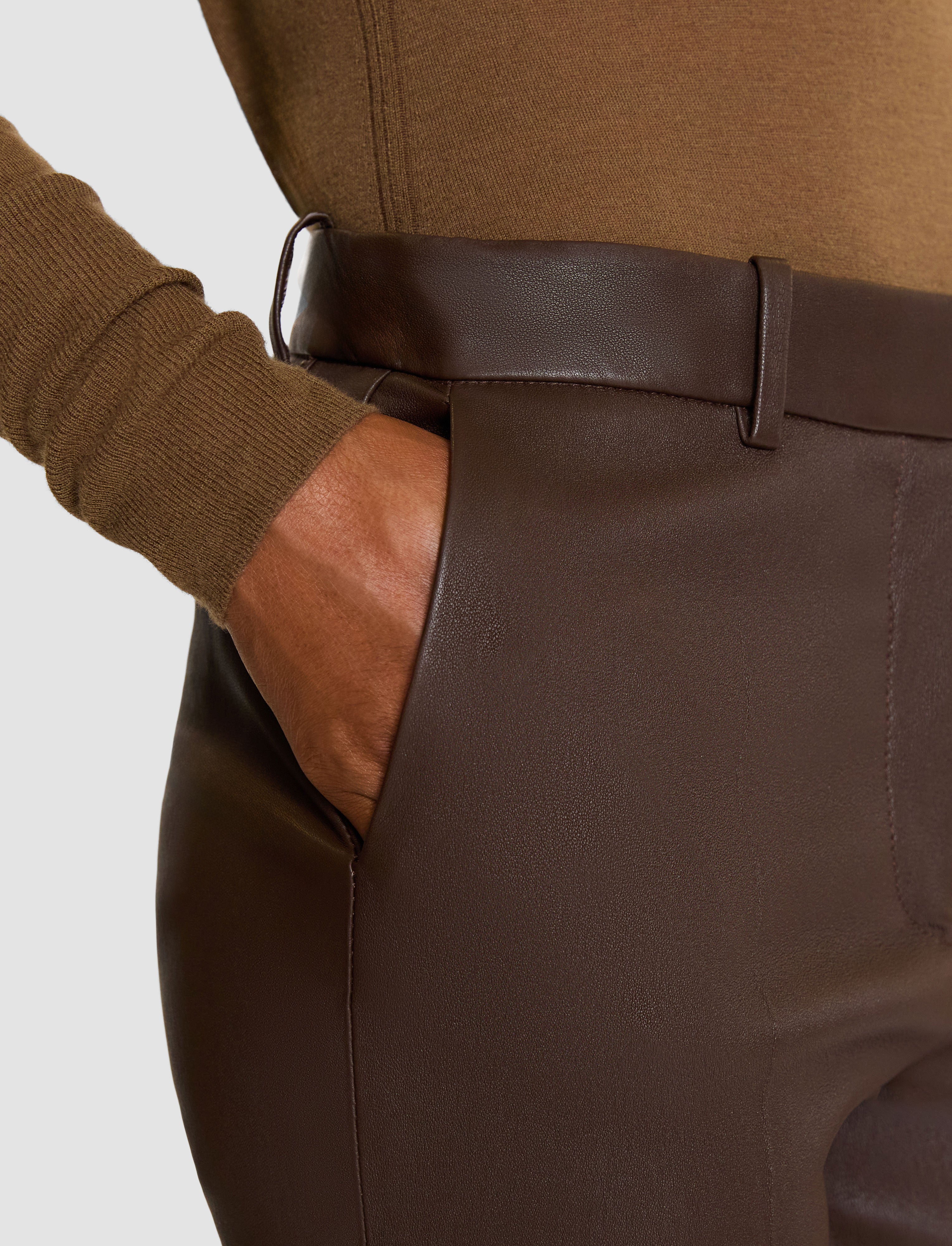 marron-pantalon-coleman-long-en-cuir-stretch-JOSEPH