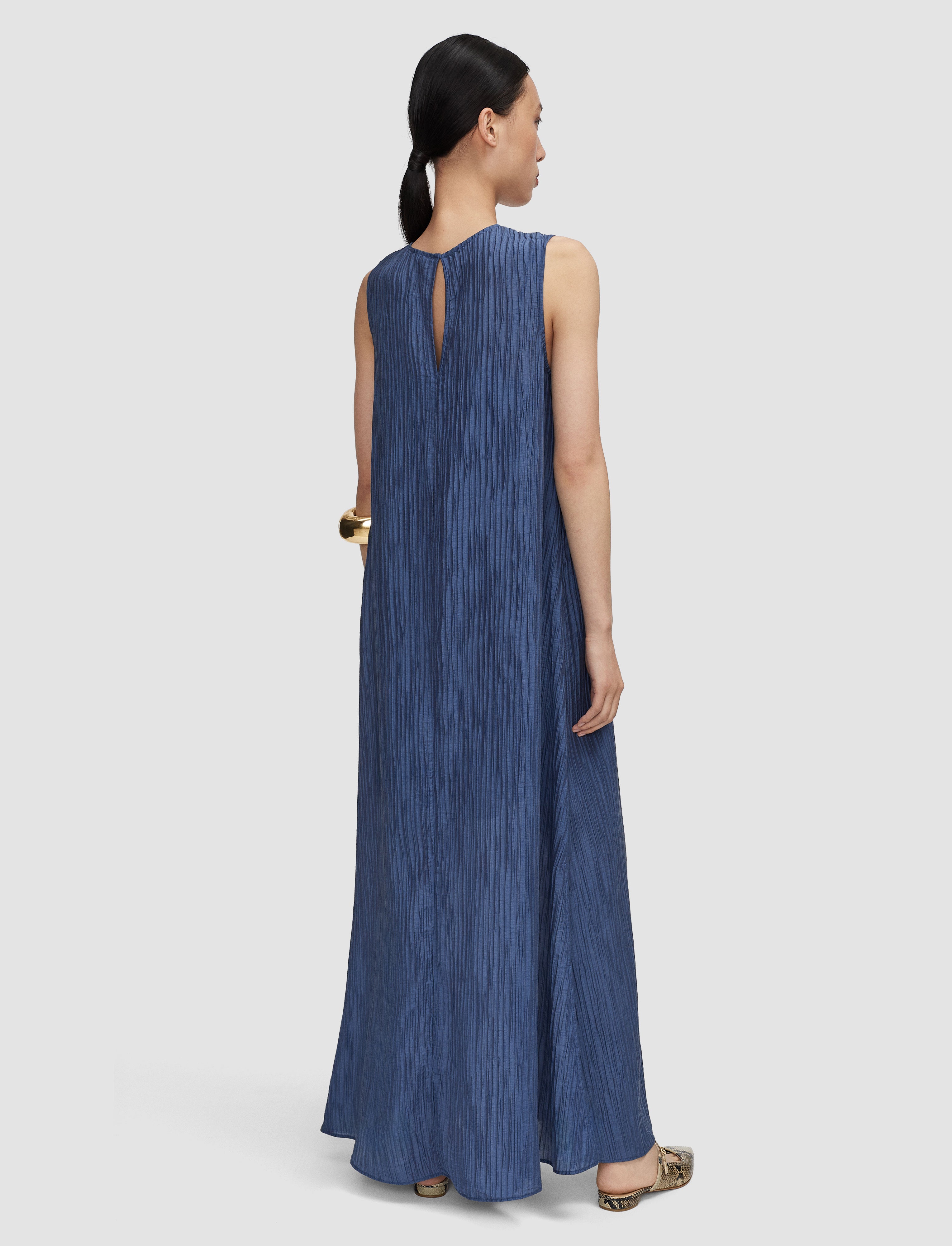 bleu-robe-dion-en-crepe-froisse-fluide-JOSEPH