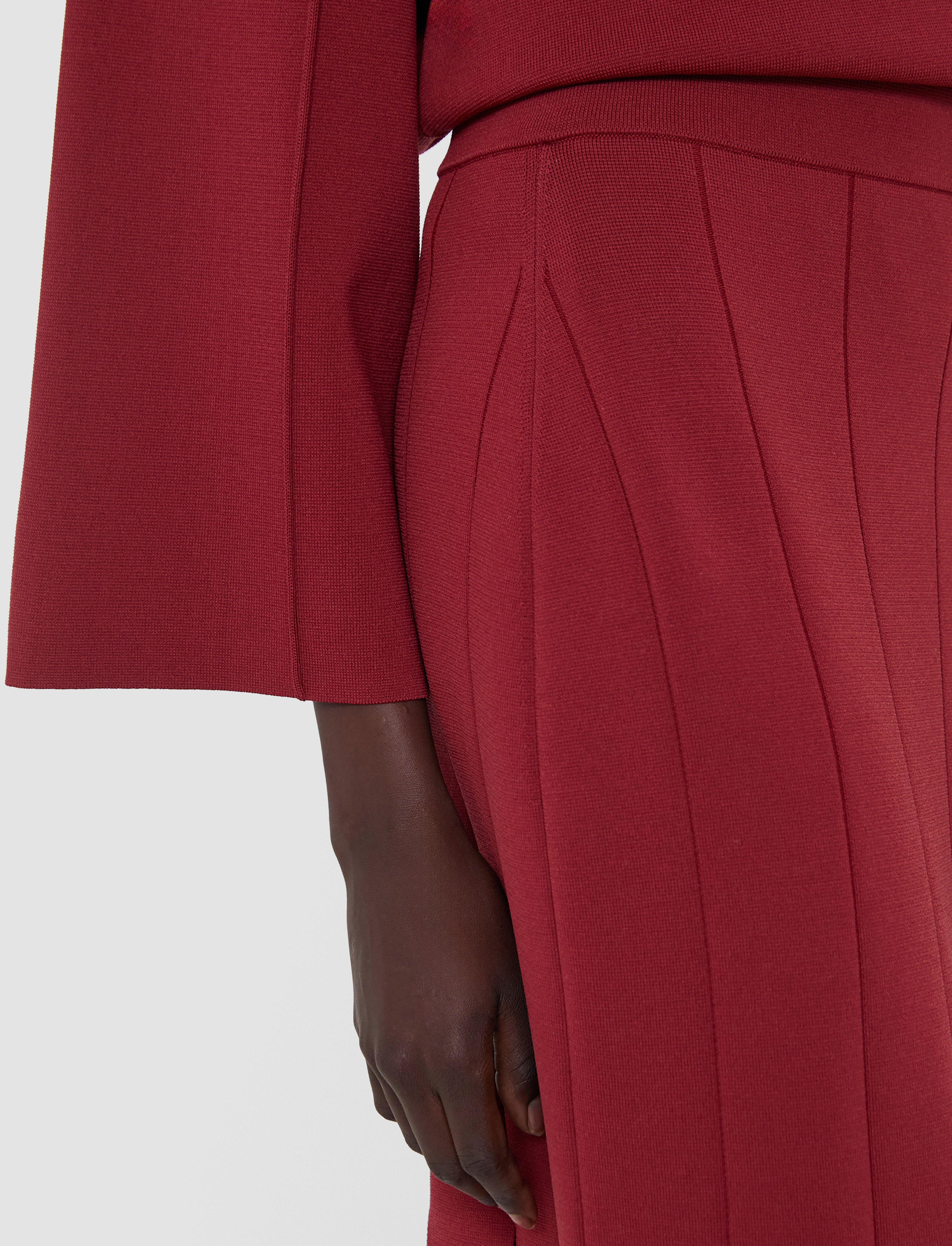 rouge-jupe-lagny-en-jersey-compact-milano-JOSEPH