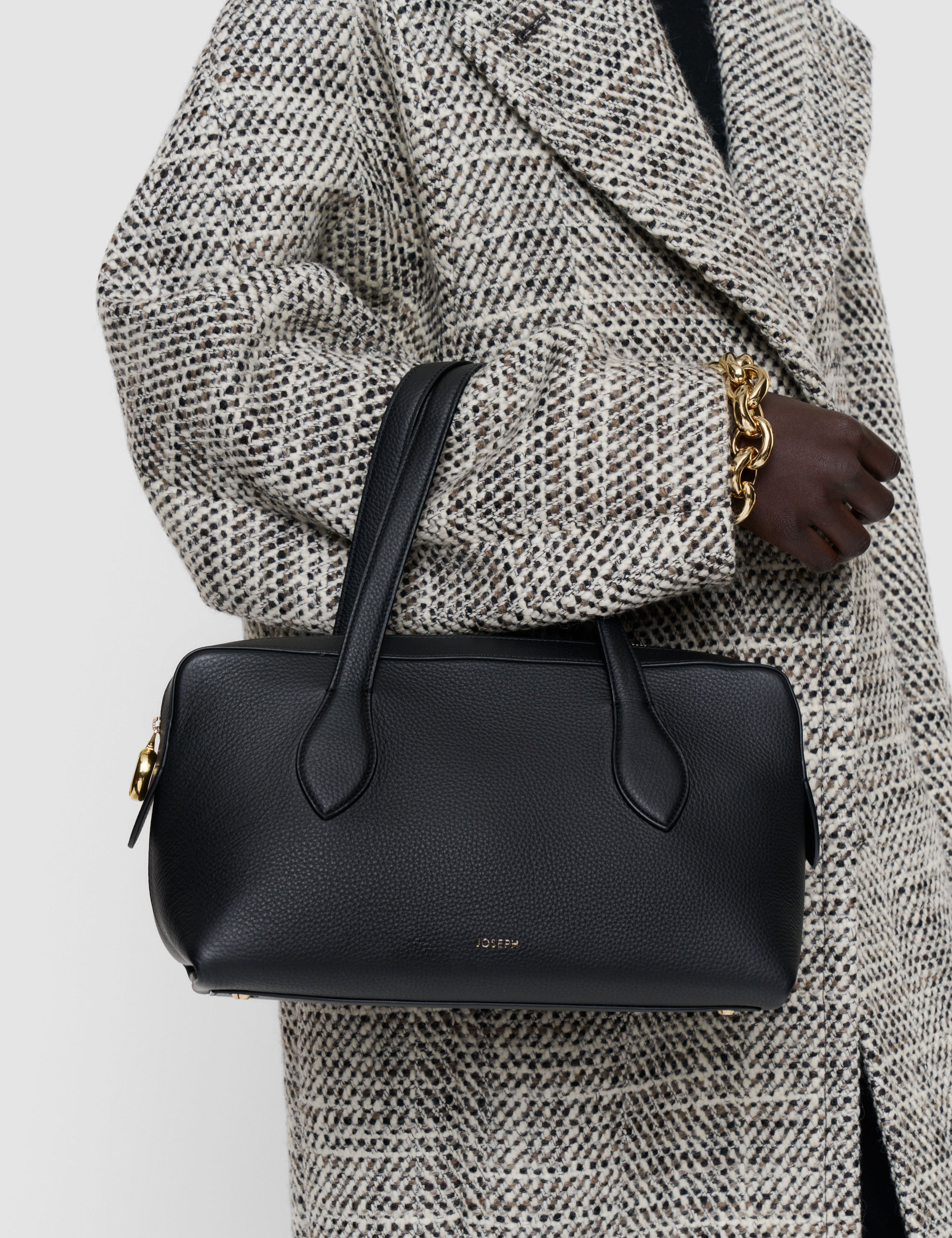Black Loaf Leather Bag - Joseph