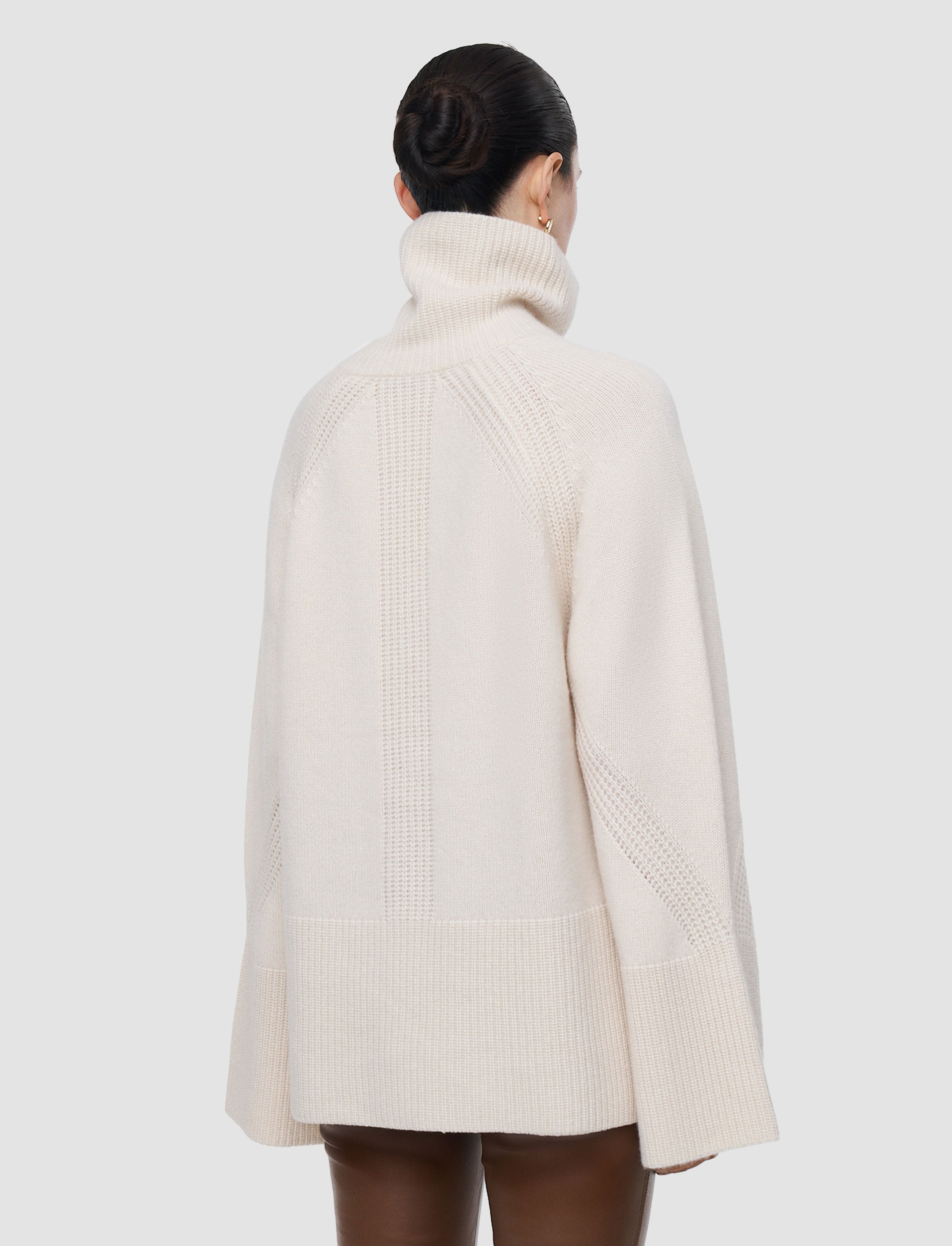 blanc-pull-col-montant-loftus-en-pur-cachemire-JOSEPH
