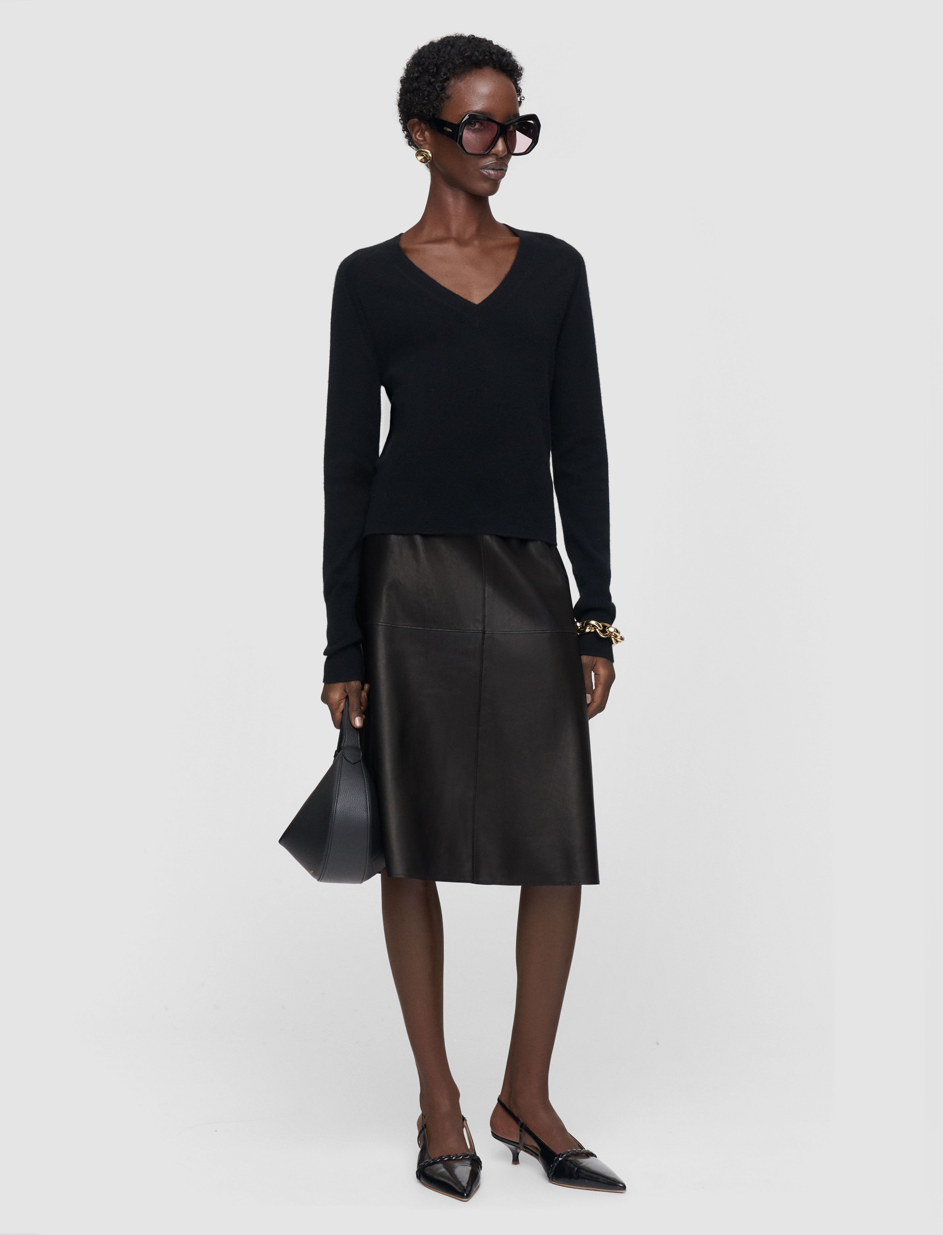 black-lucille-light-pure-cashmere-v-neck-jumper-JOSEPH