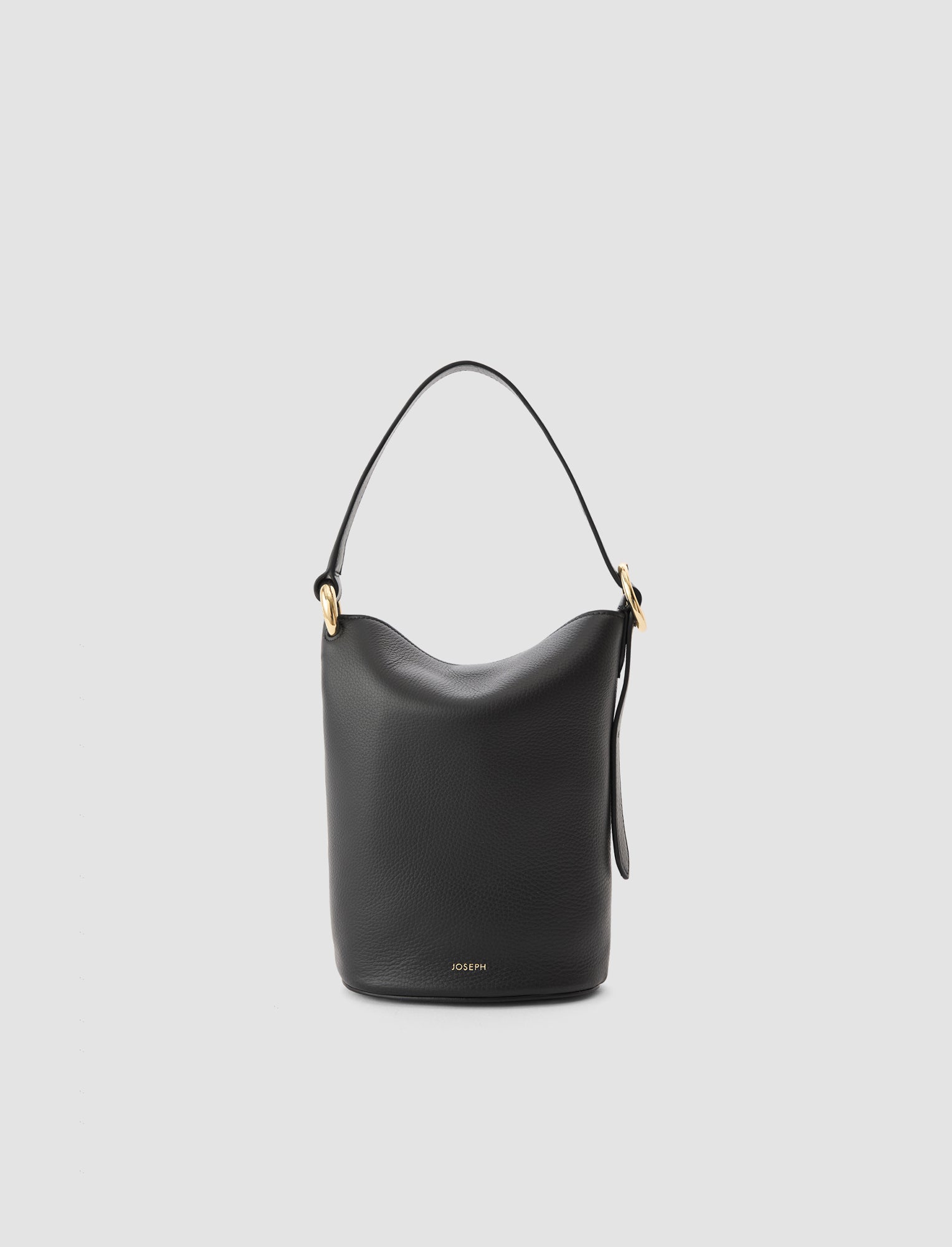 noir-mini-sac-bucket-en-cuir-JOSEPH