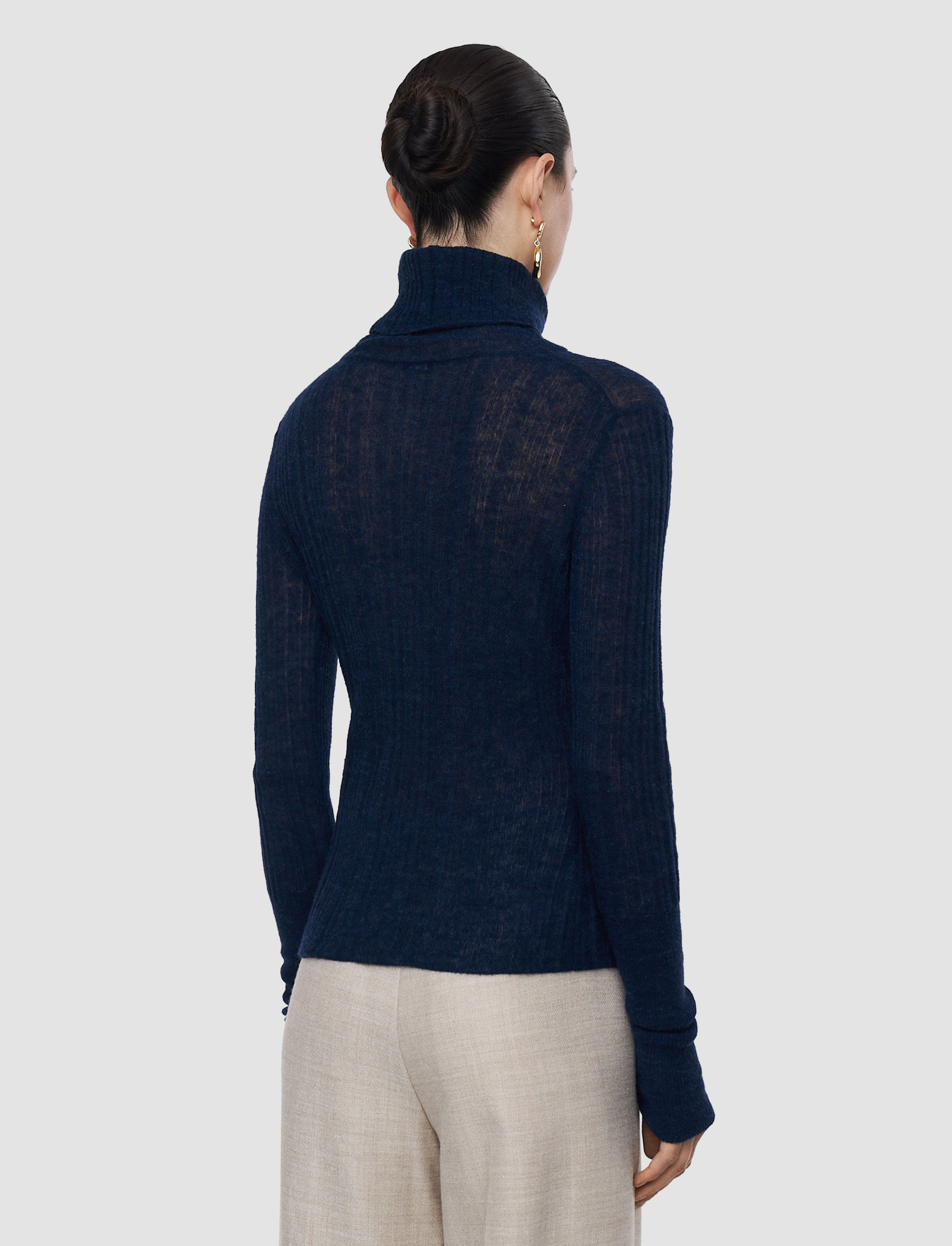 bleu-pull-molony-en-laine-cotelee-transparente-JOSEPH