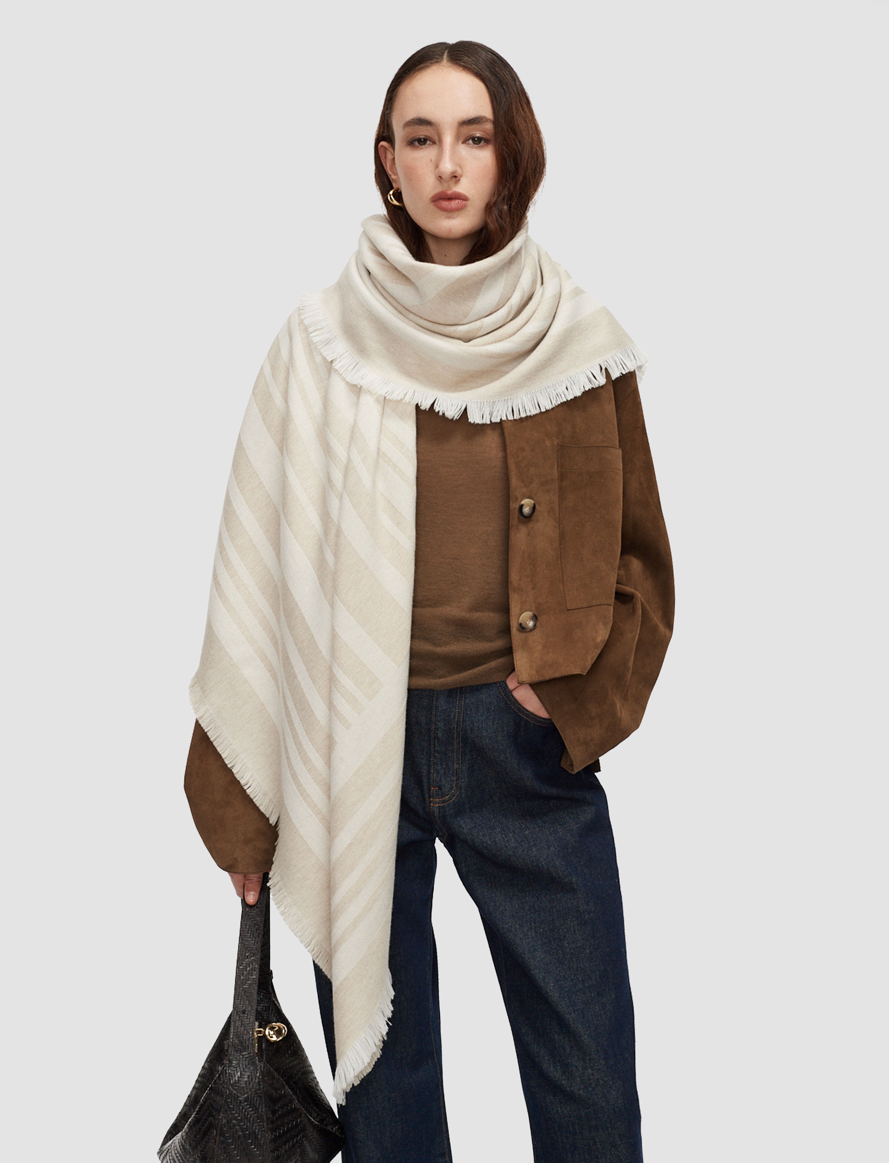 beige-neoma-wool-jacquard-scarf-JOSEPH