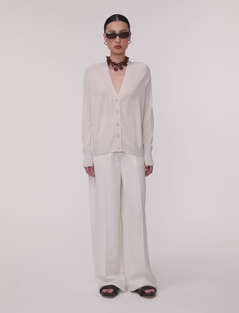 beige-cardigan-gladi-en-maille-de-soie-JOSEPH