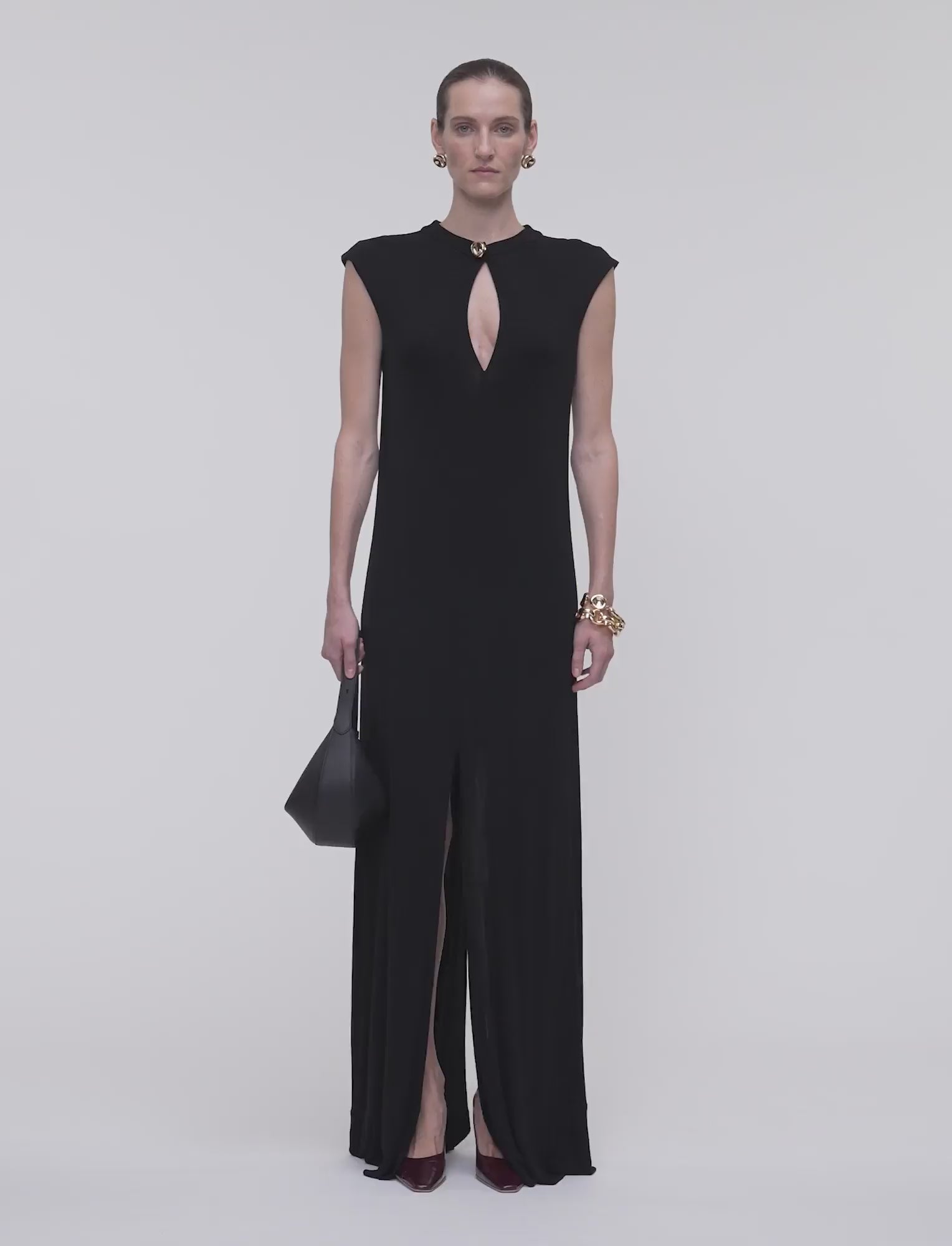 noir-robe-maison-en-jersey-fluide-JOSEPH