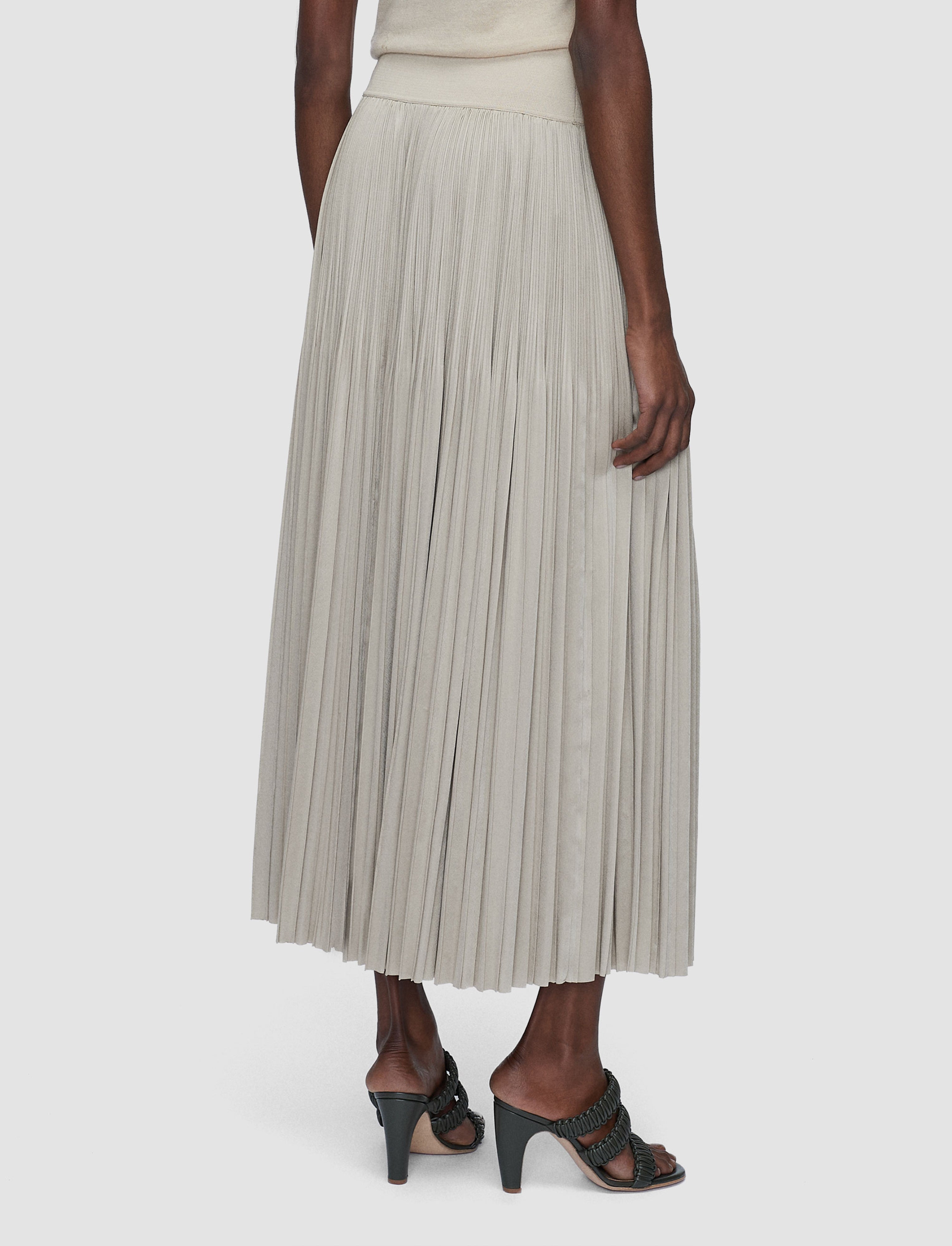 beige-jupe-rabat-en-satin-plisse-JOSEPH