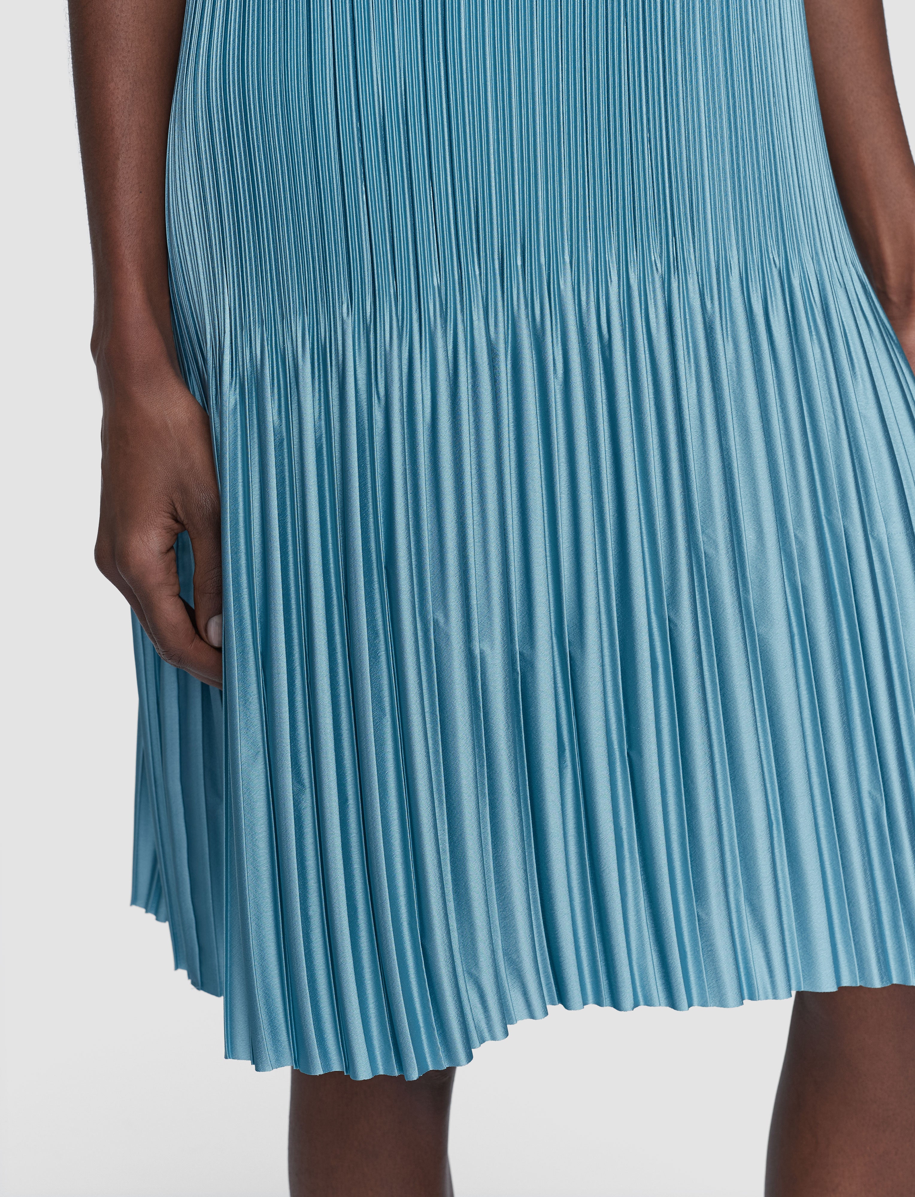 bleu-robe-rida-en-satin-plisse-JOSEPH