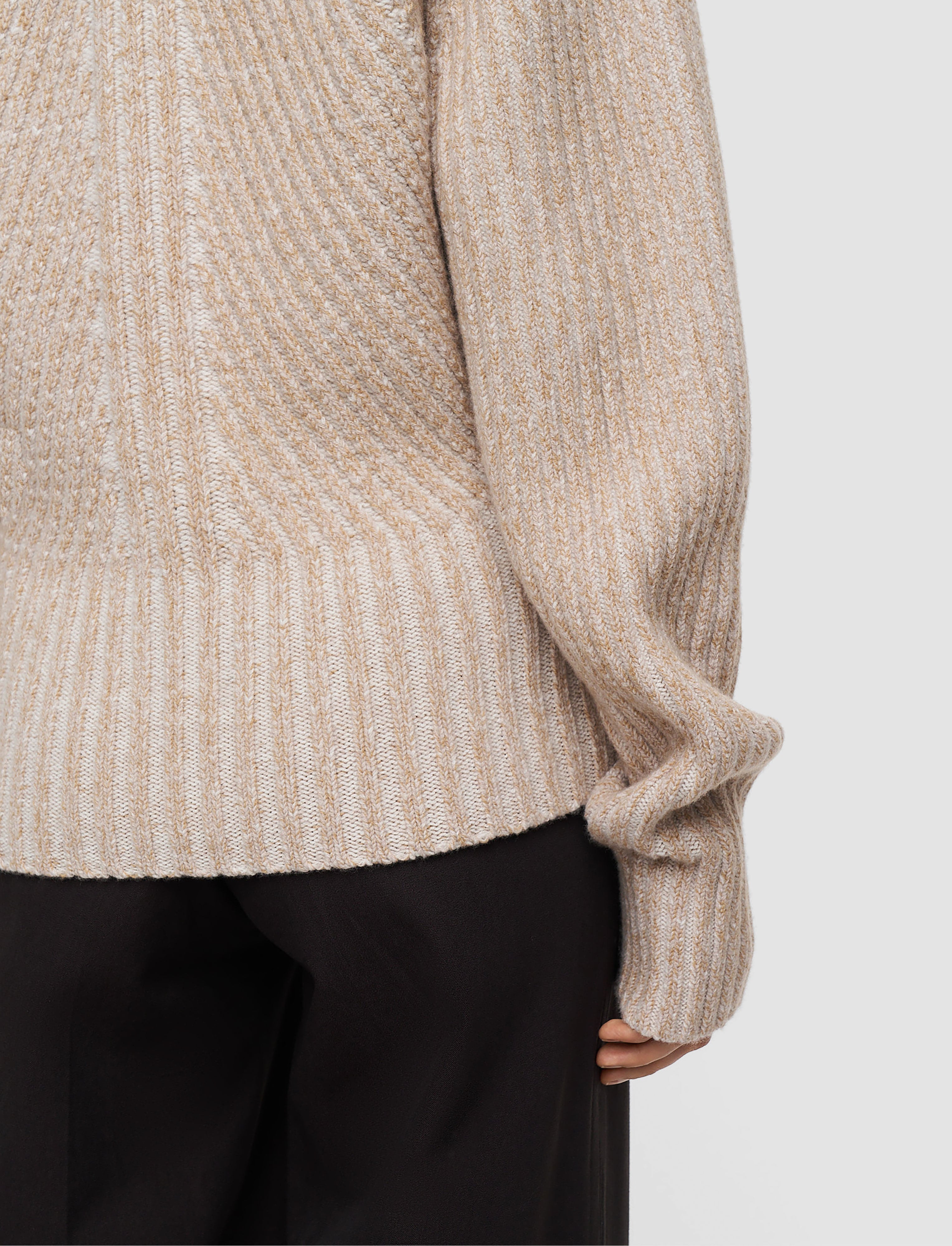 beige-pull-robby-en-laine-merinos-moulinee-JOSEPH