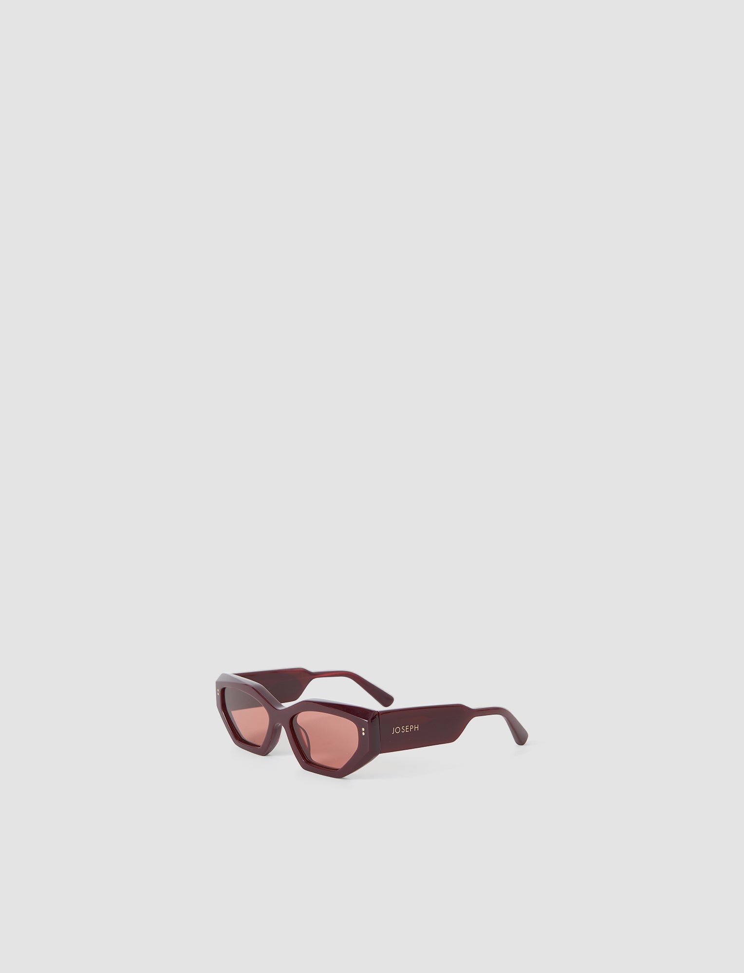 bourgogne-lunettes-de-soleil-oeil-de-chat-souk-JOSEPH