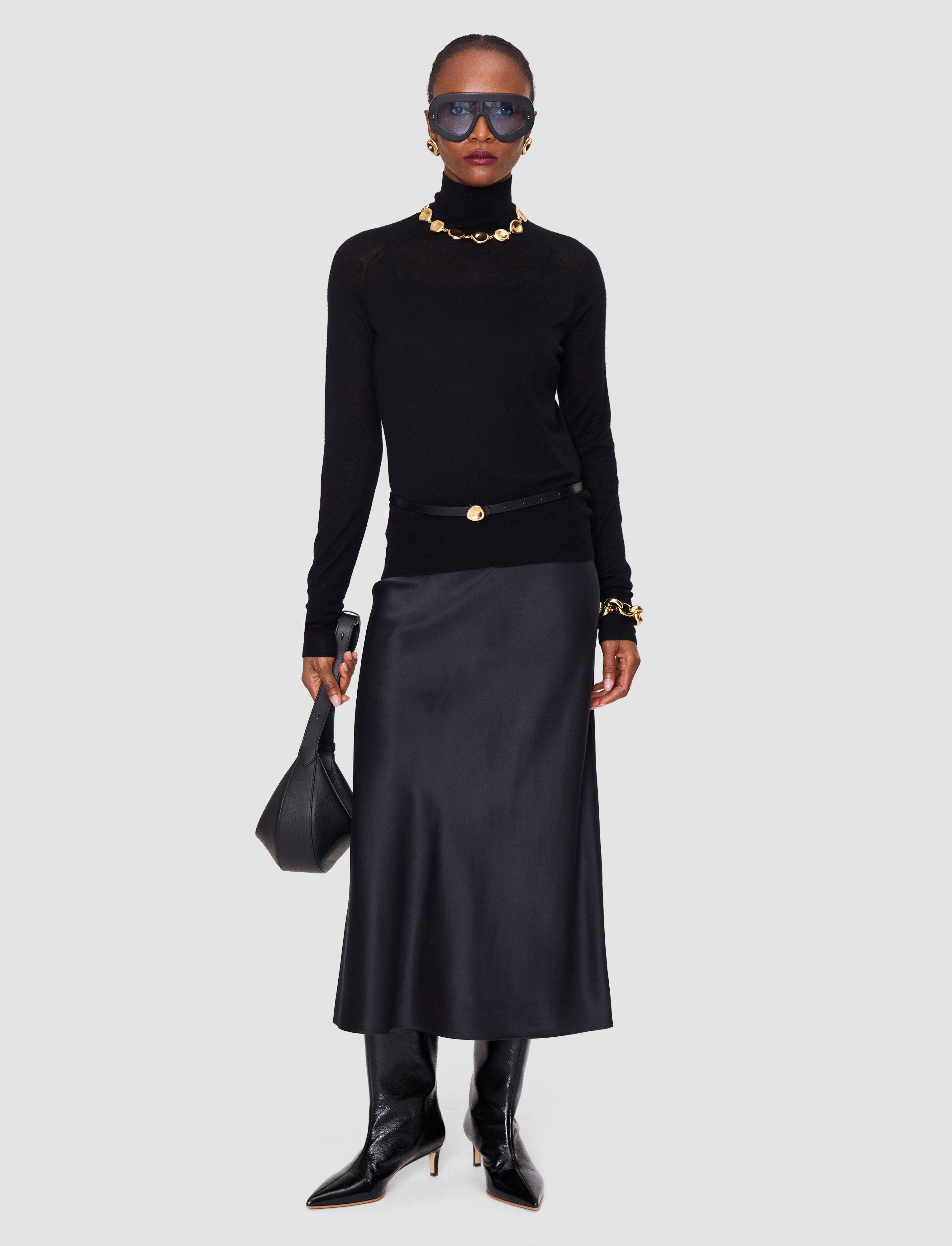 noir-pull-col-montant-yara-en-cashair-JOSEPH