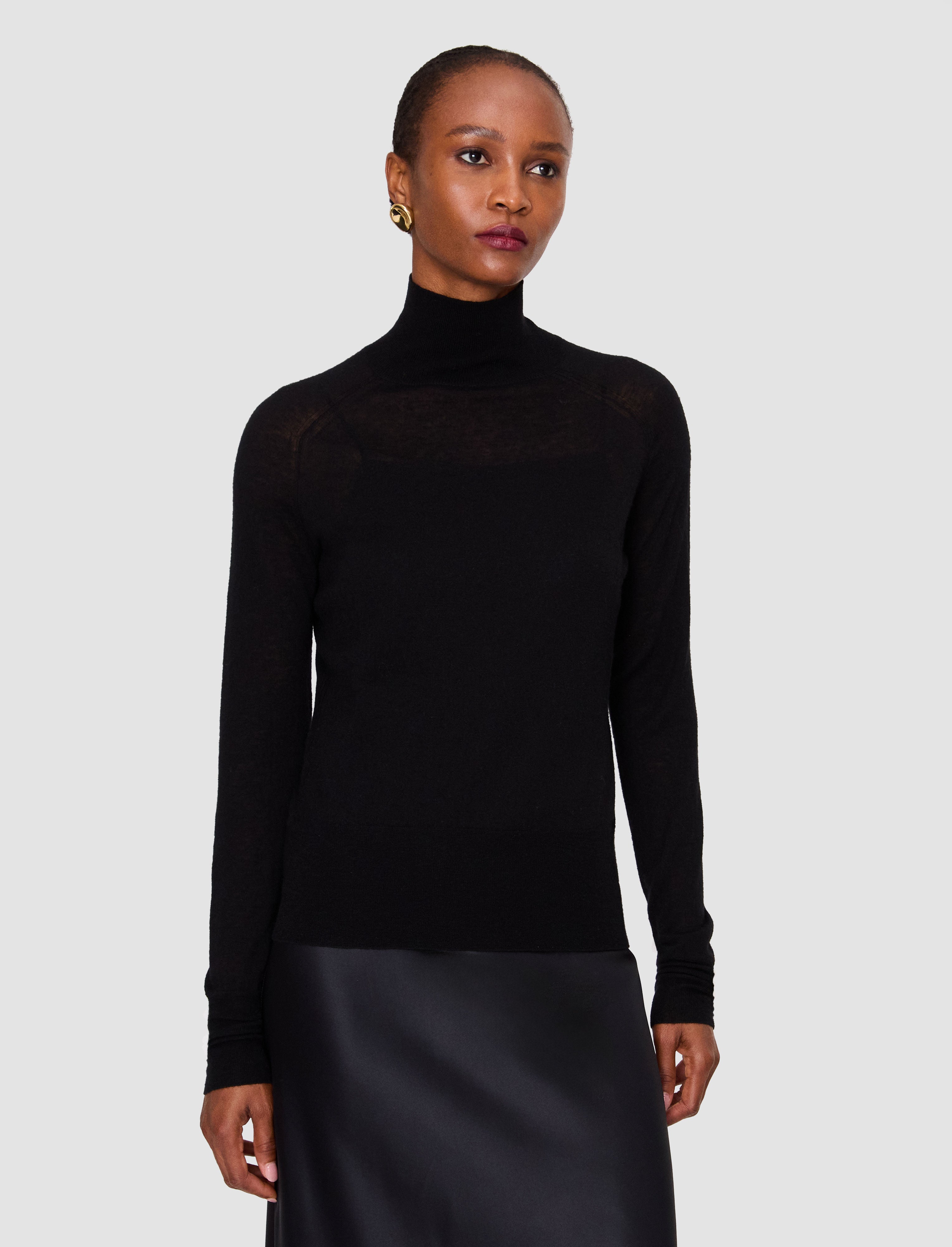 noir-pull-col-montant-yara-en-cashair-JOSEPH