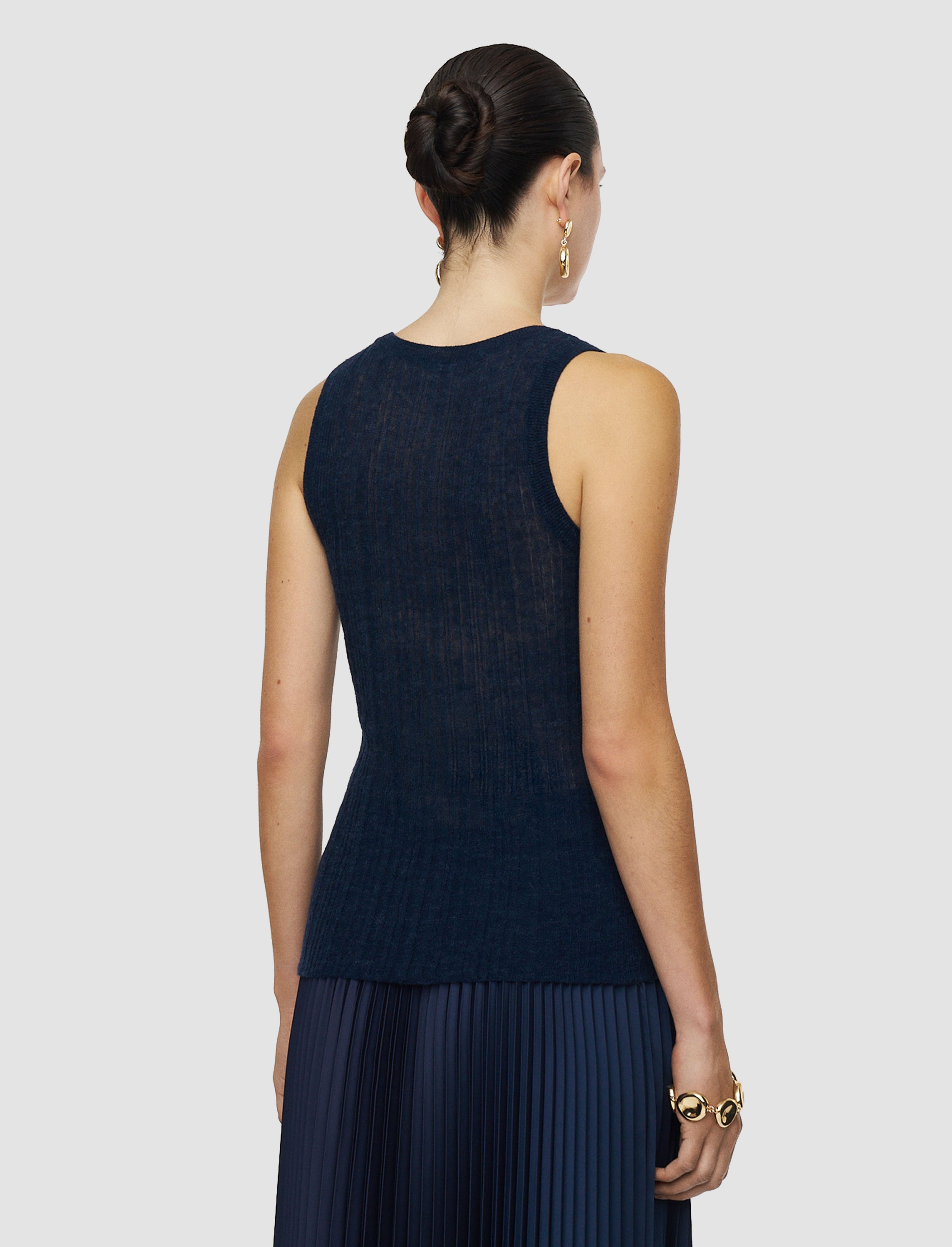 bleu-gilet-ycaza-en-laine-cotelee-transparente-JOSEPH