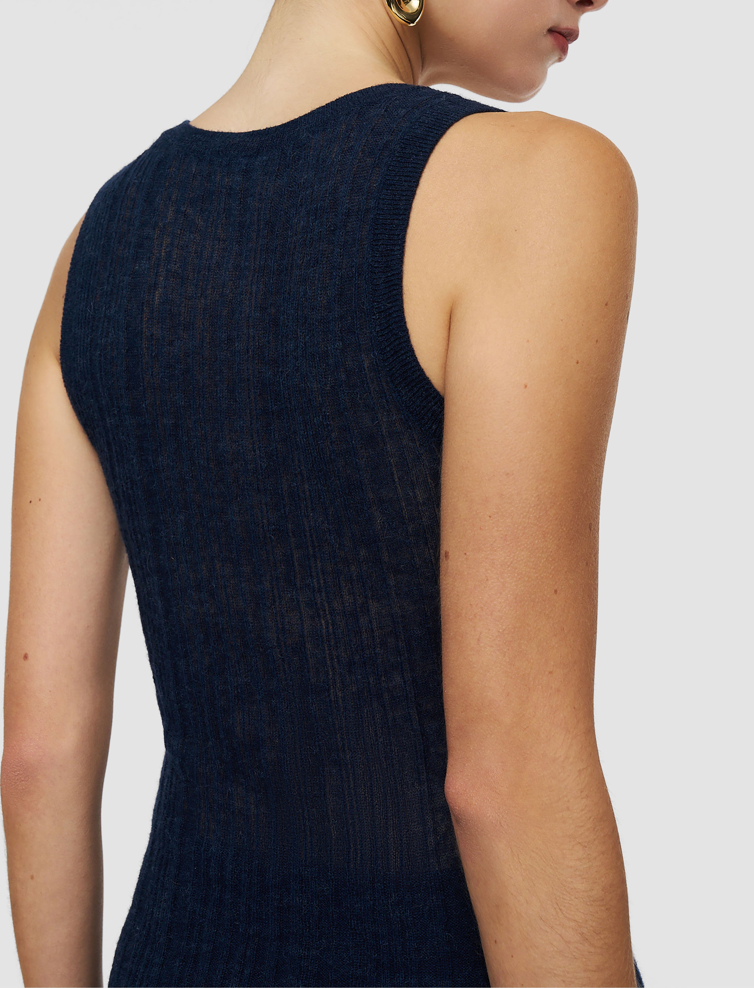 bleu-gilet-ycaza-en-laine-cotelee-transparente-JOSEPH