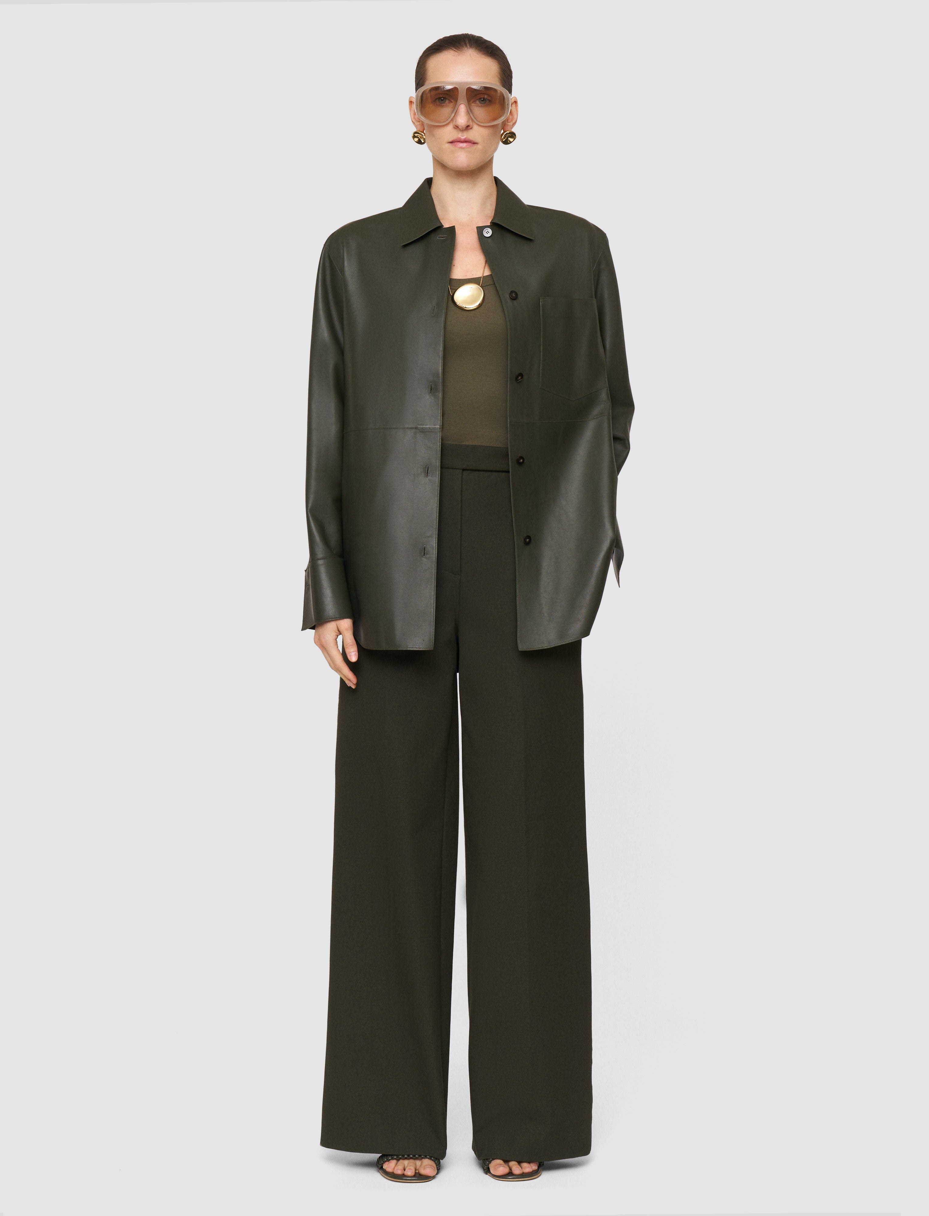 vert-pantalon-yukio-en-gabardine-stretch-JOSEPH